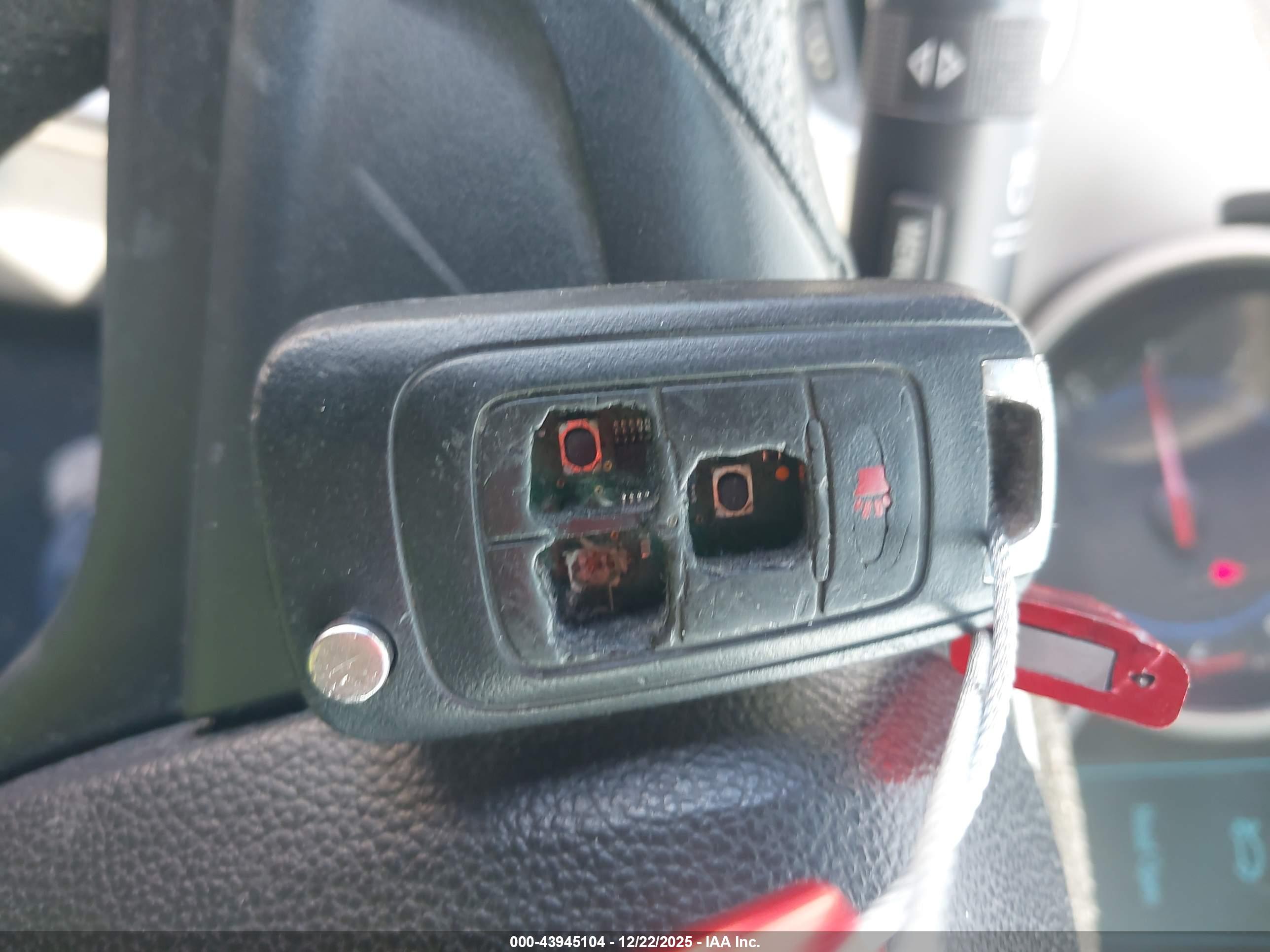 CHEVROLET CRUZE image 11