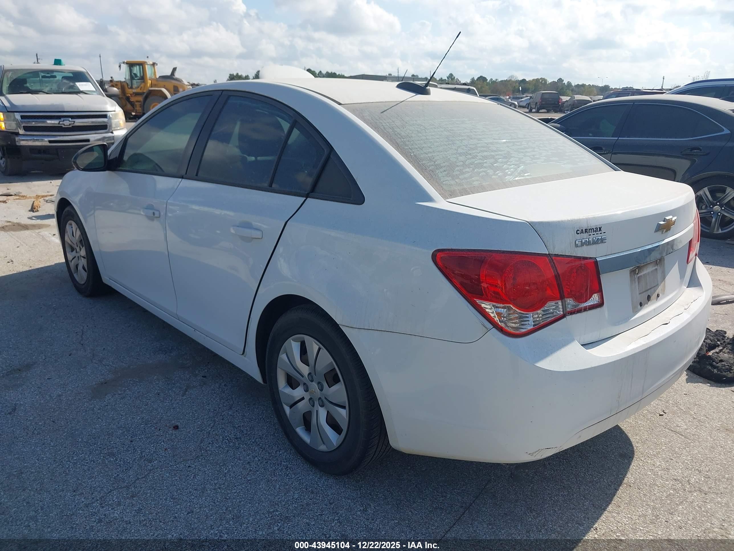 CHEVROLET CRUZE image 3
