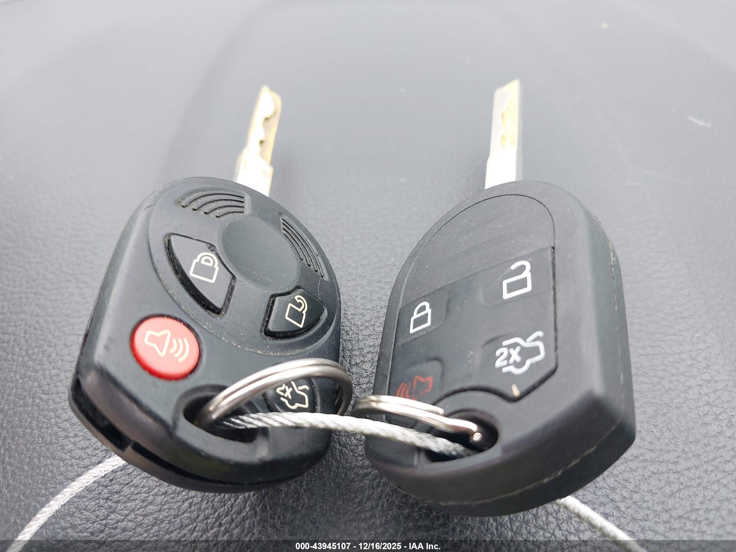 FORD ESCAPE image 11