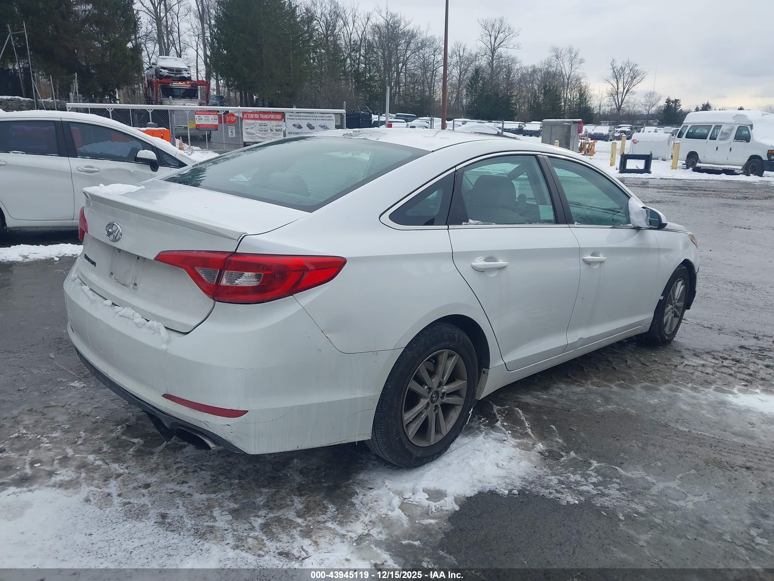 HYUNDAI SONATA image 4