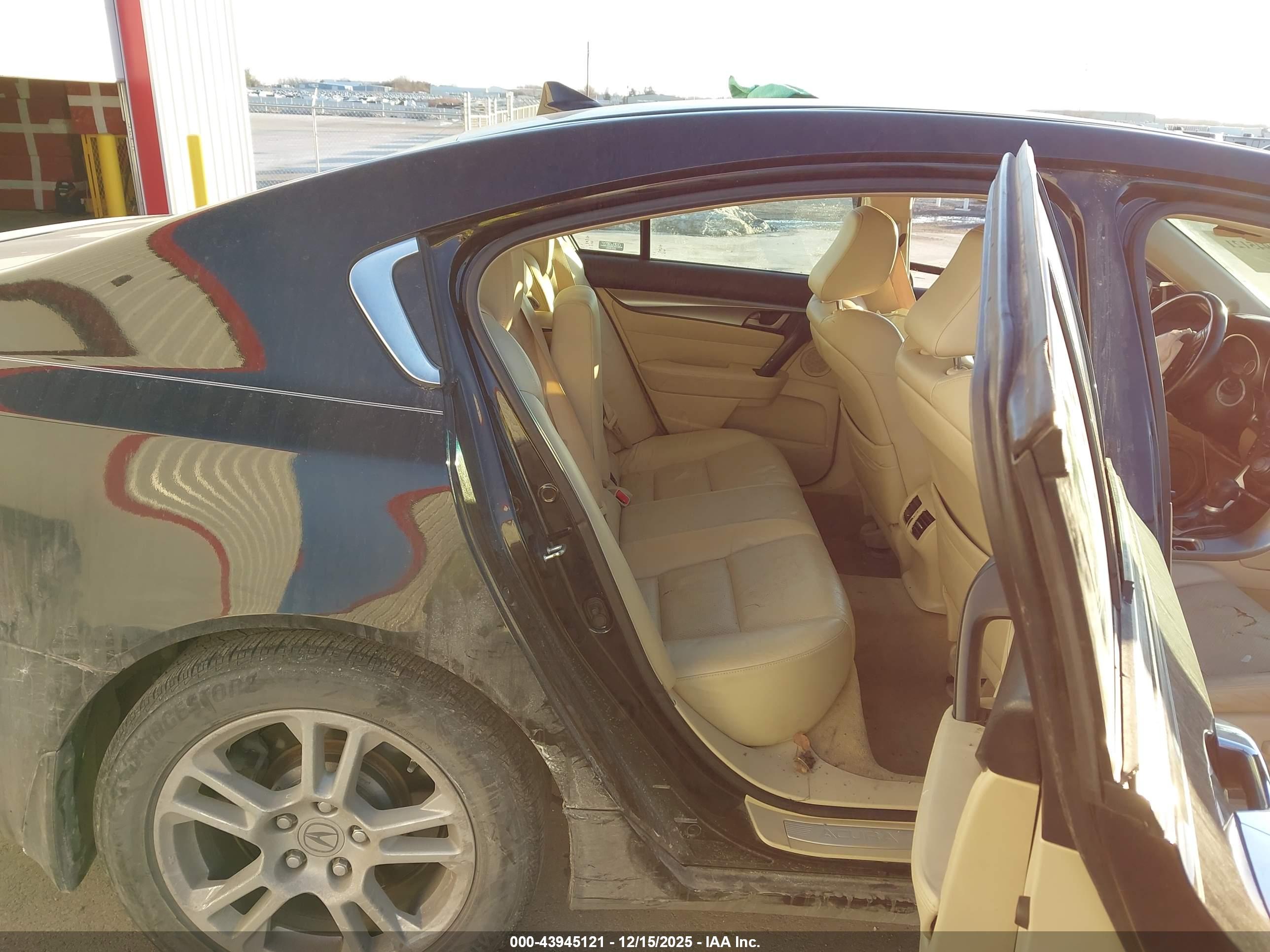 ACURA TL image 8