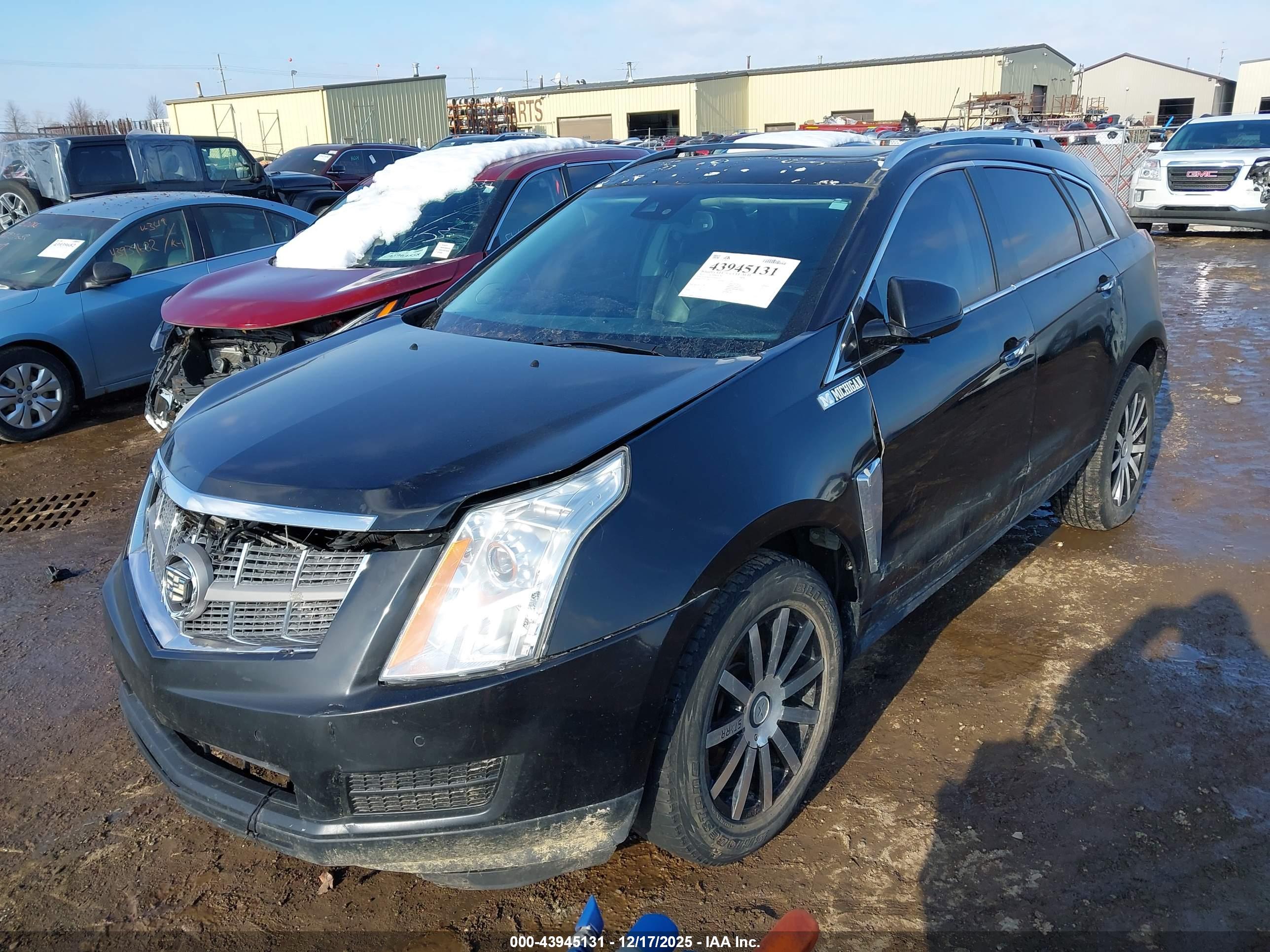 CADILLAC SRX image 2