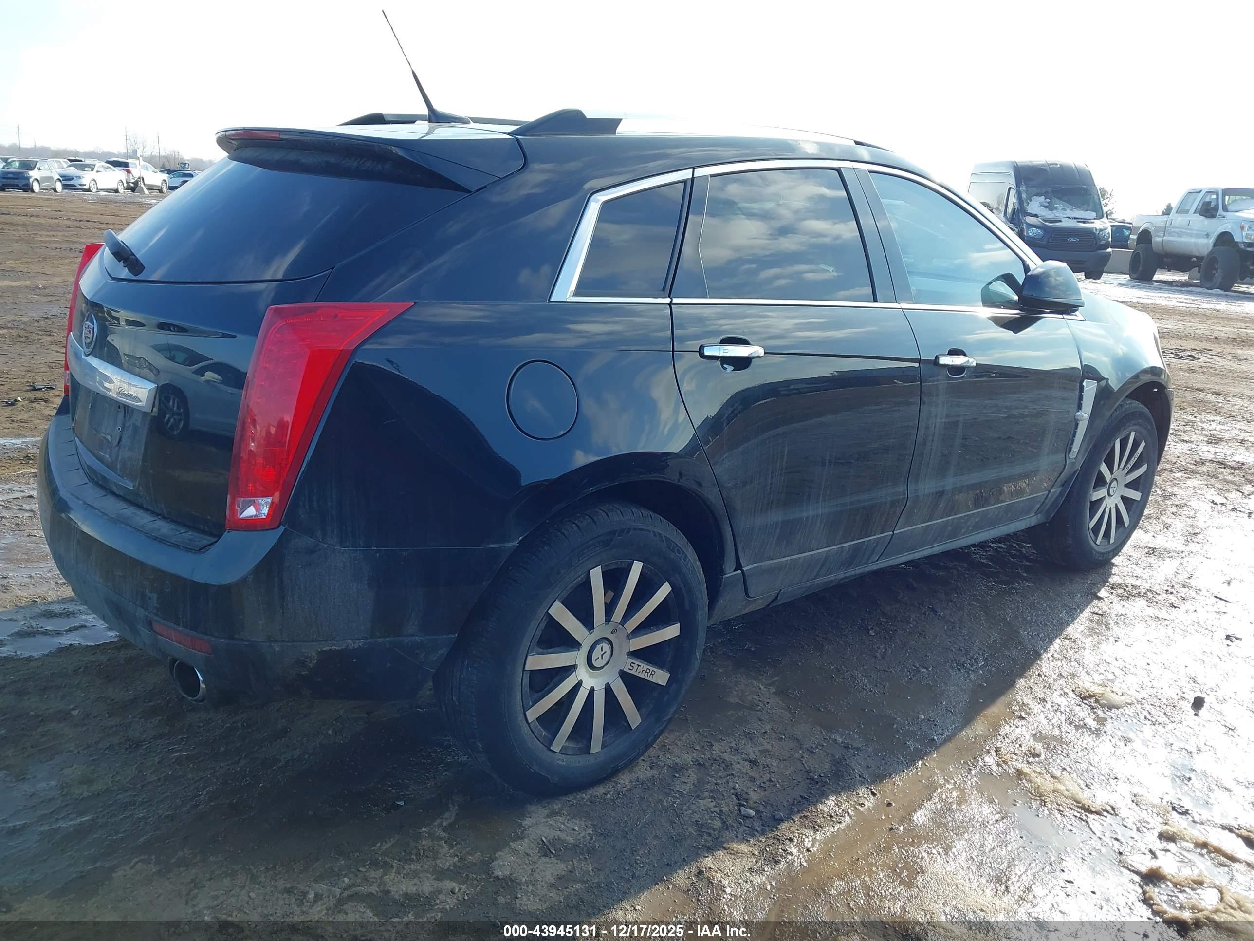 CADILLAC SRX image 4