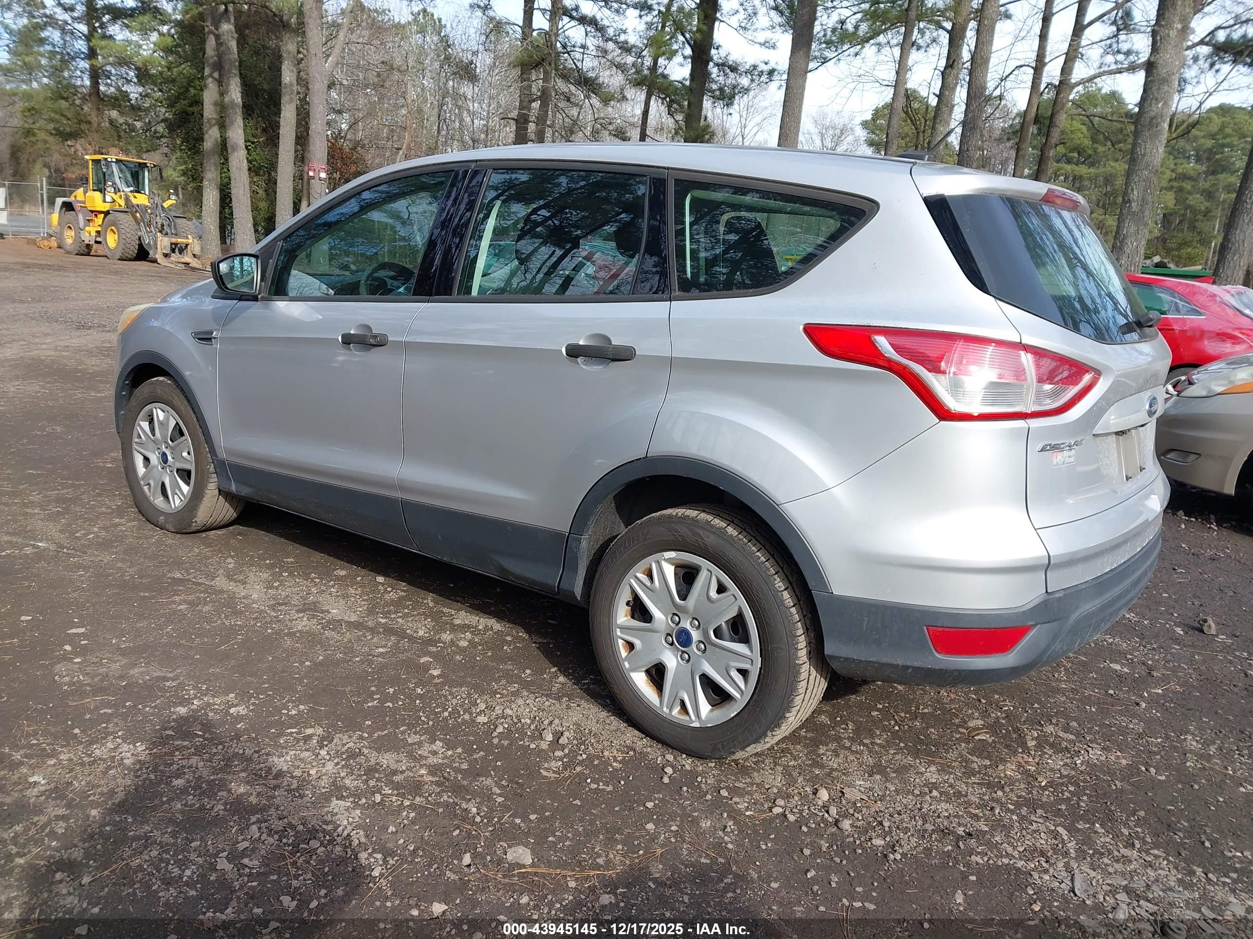 FORD ESCAPE image 3
