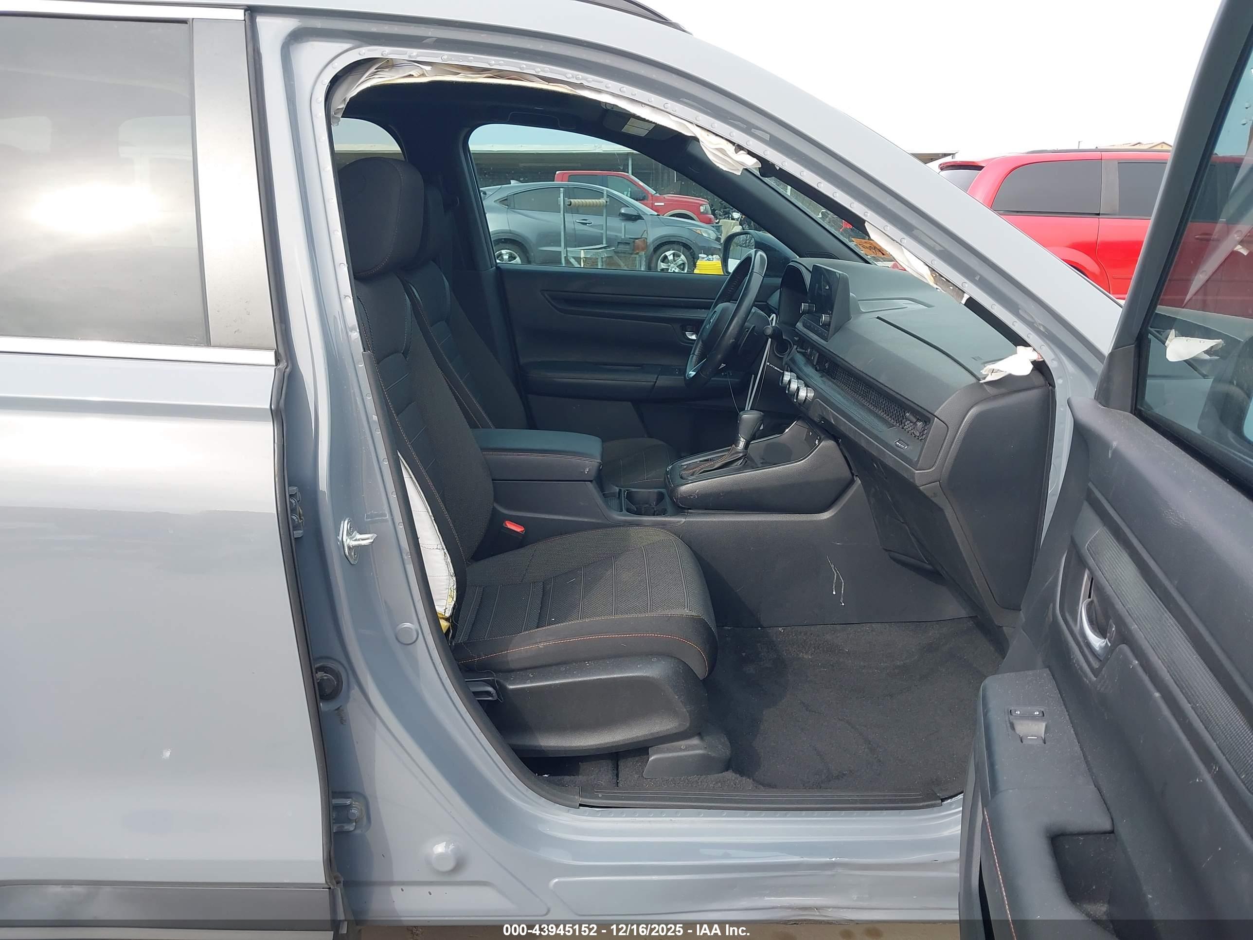 HONDA CR-V image 5