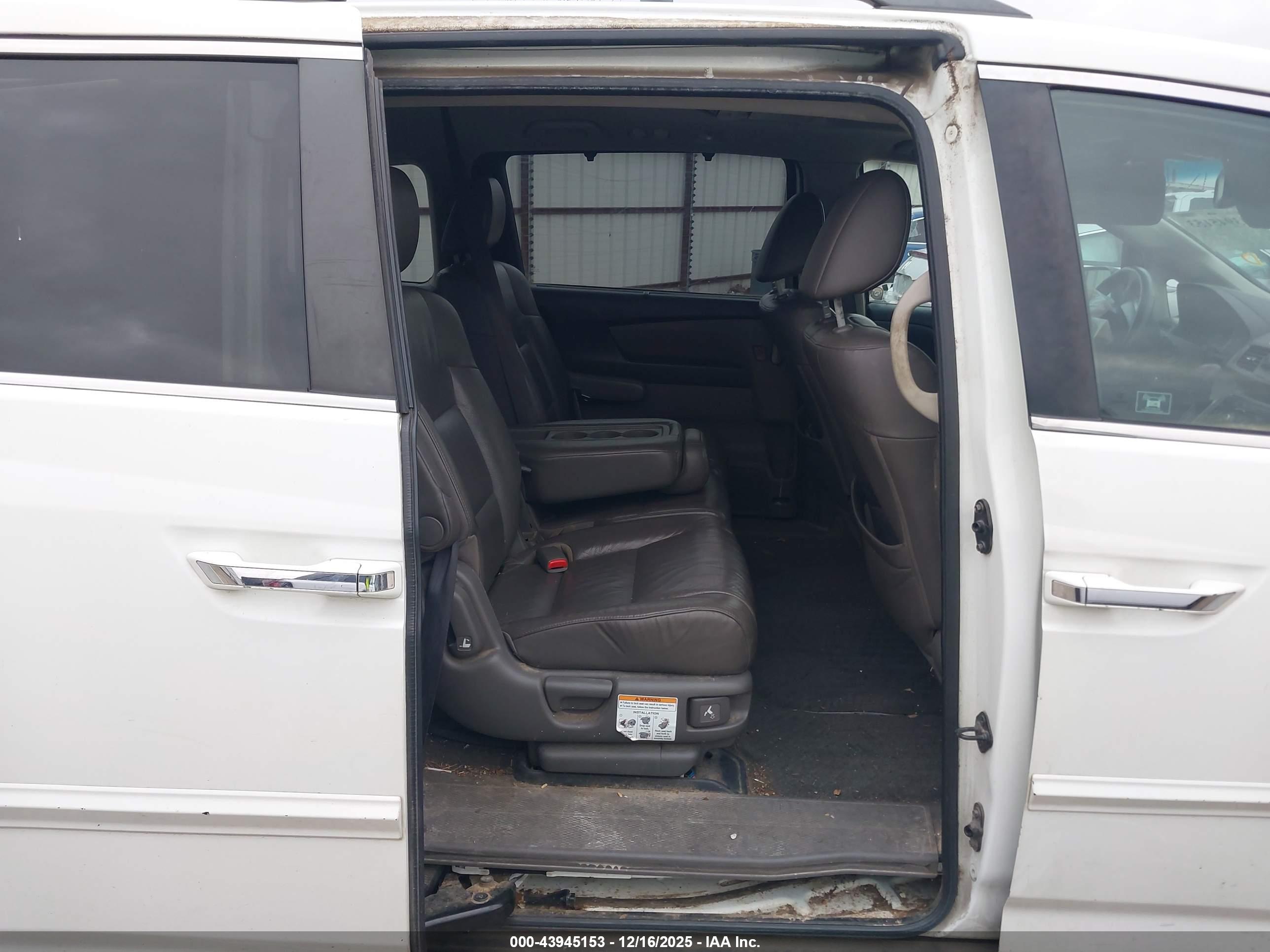 HONDA ODYSSEY image 8