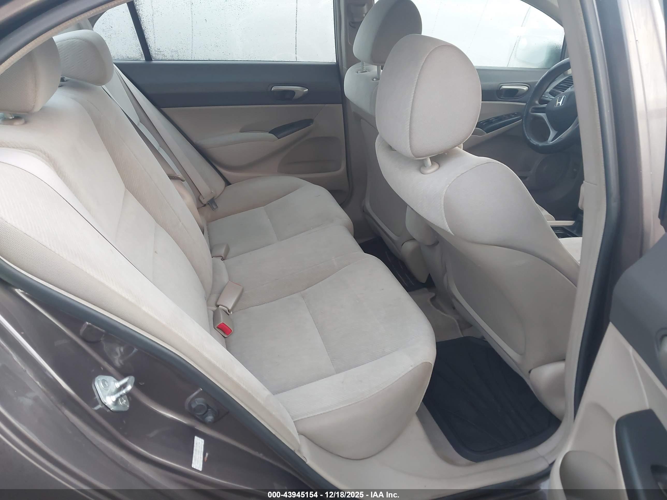 HONDA CIVIC image 8