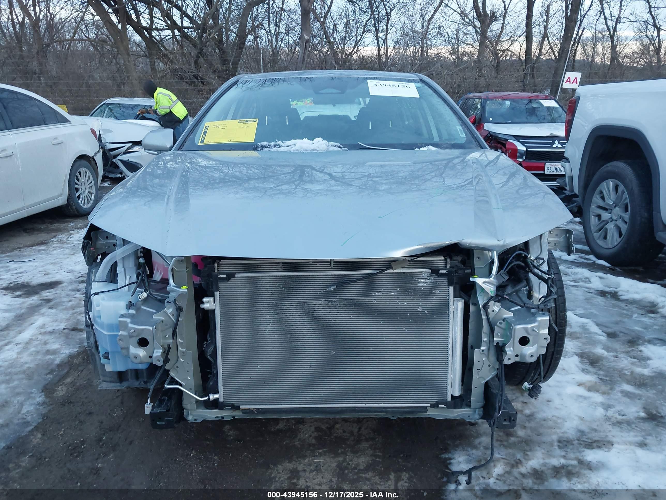 TOYOTA CAMRY image 6