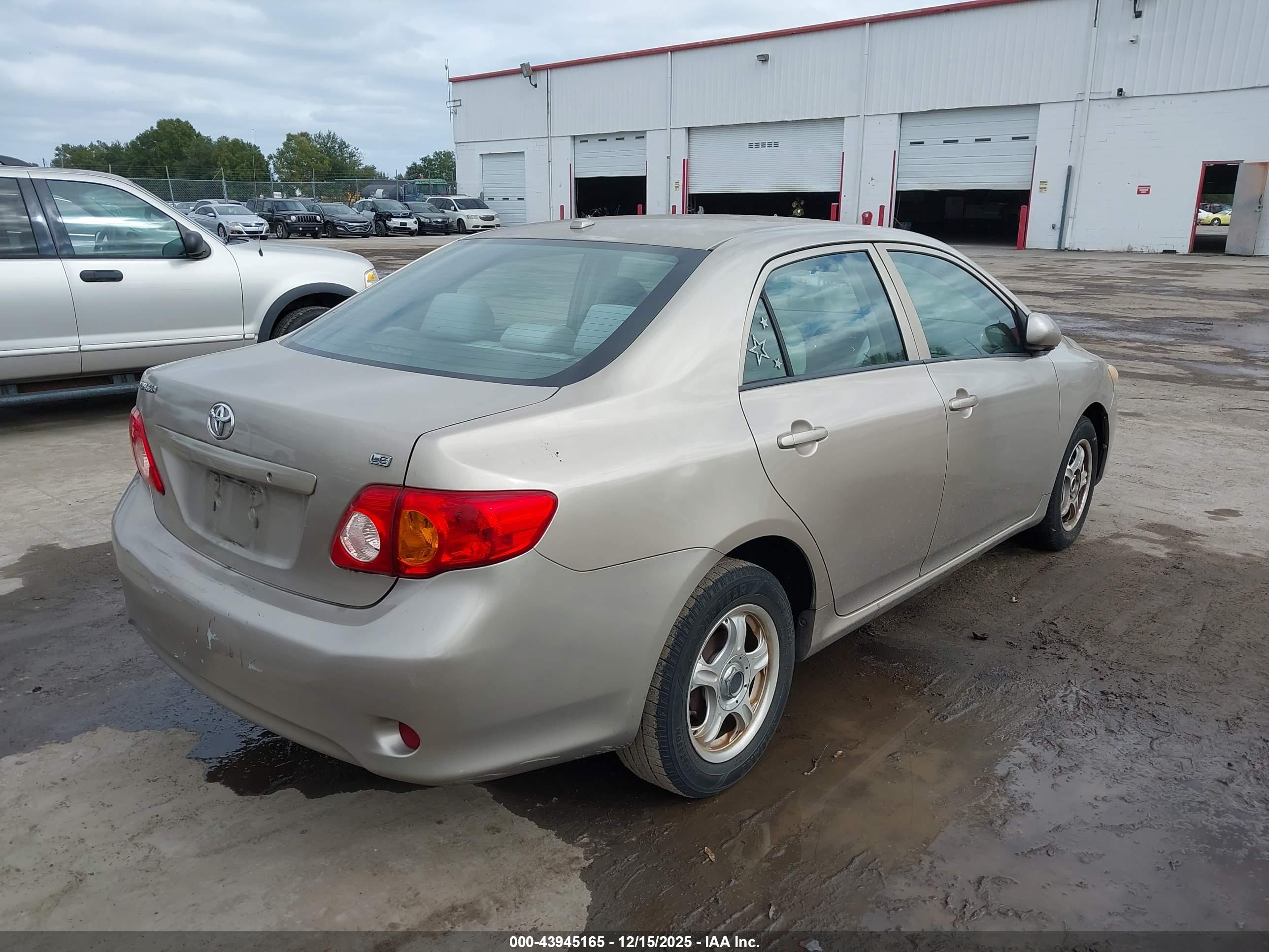 TOYOTA COROLLA image 4