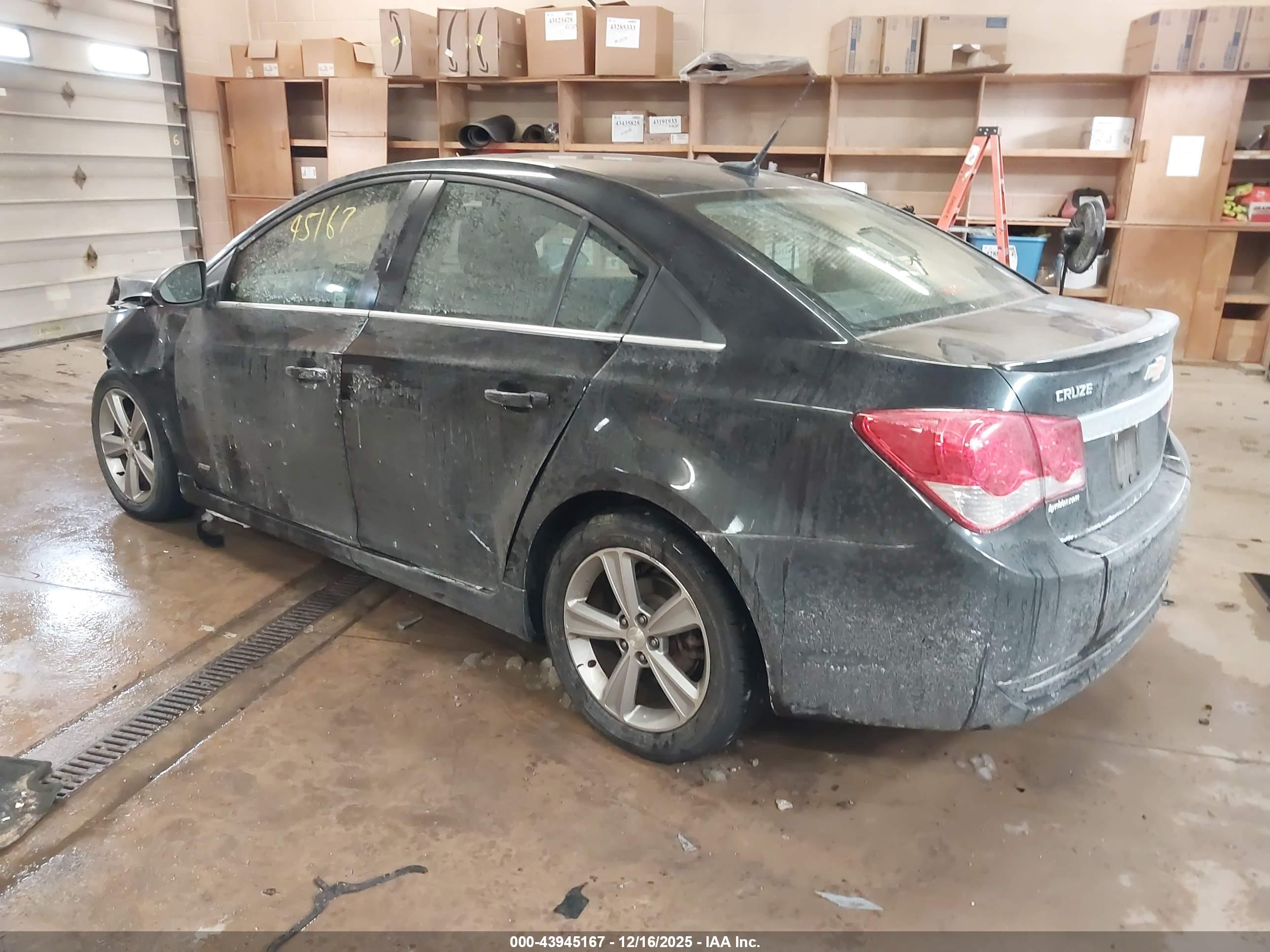 CHEVROLET CRUZE image 3