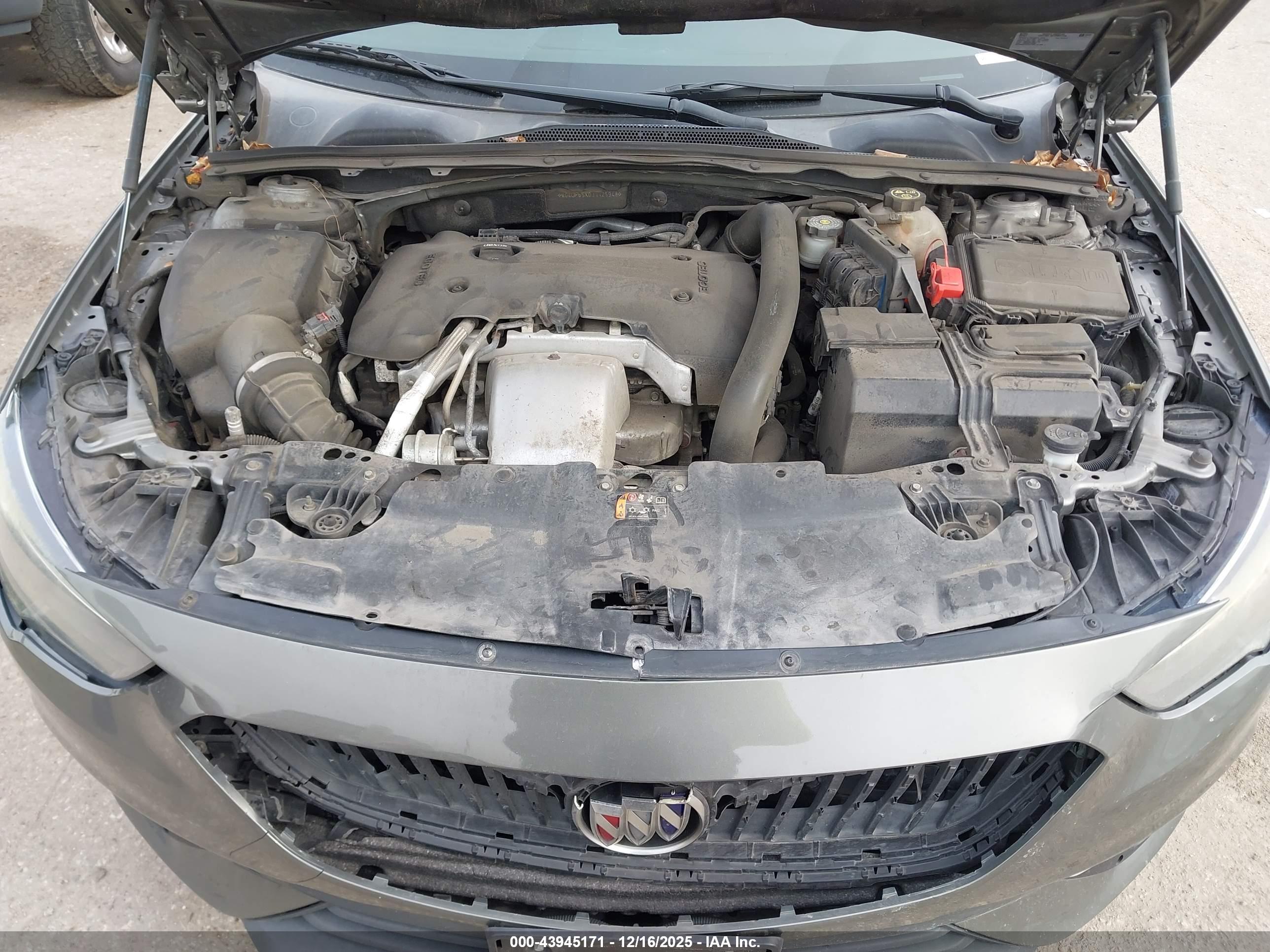 BUICK REGAL image 10
