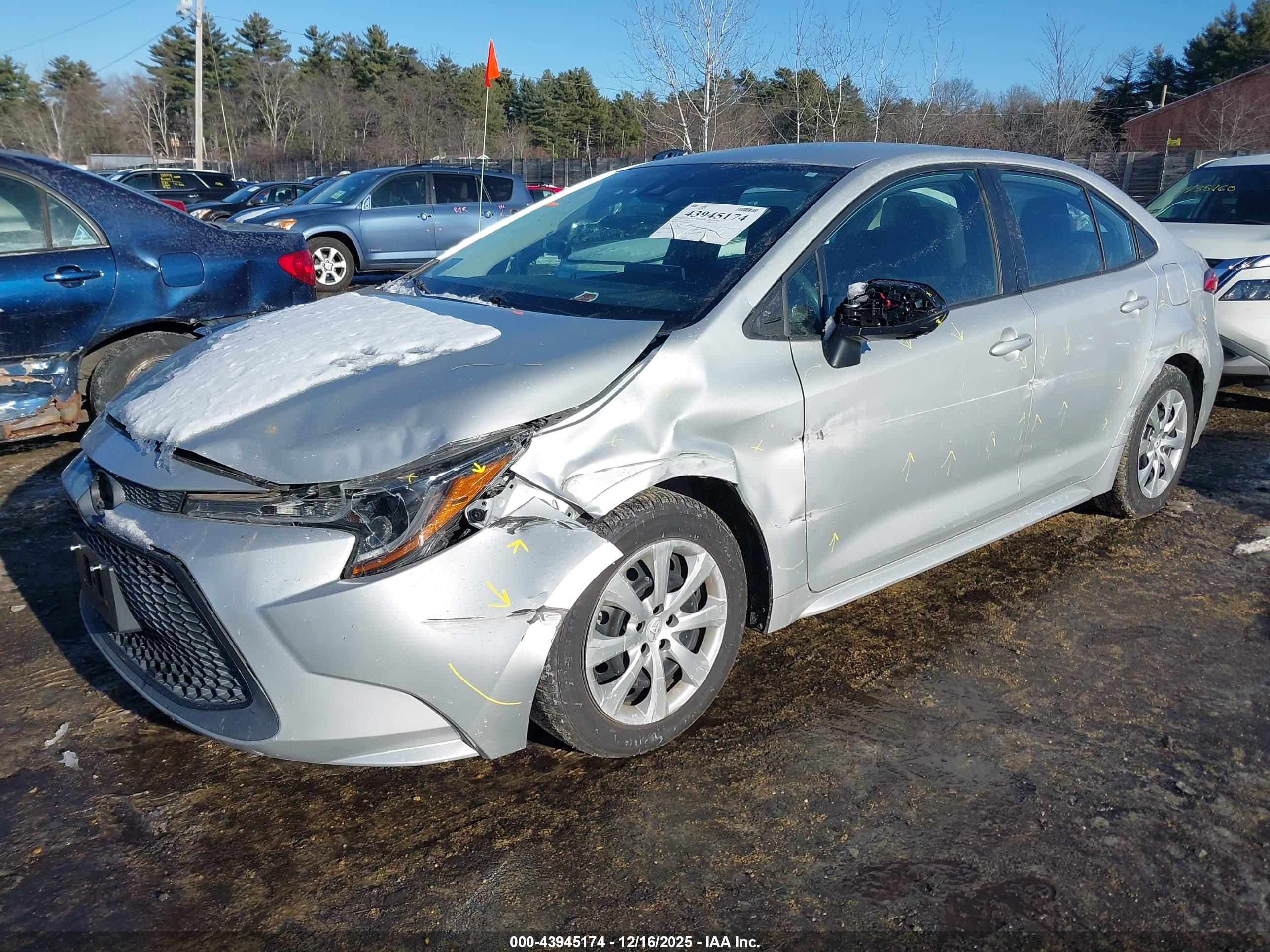 TOYOTA COROLLA image 2