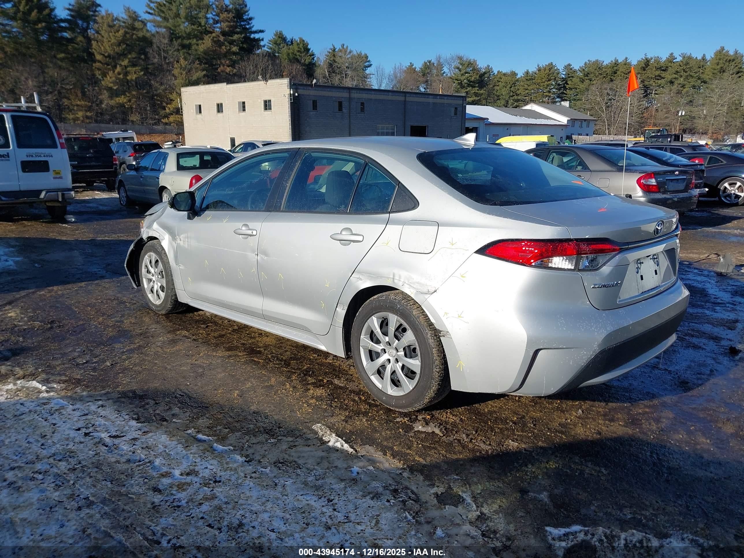 TOYOTA COROLLA image 3