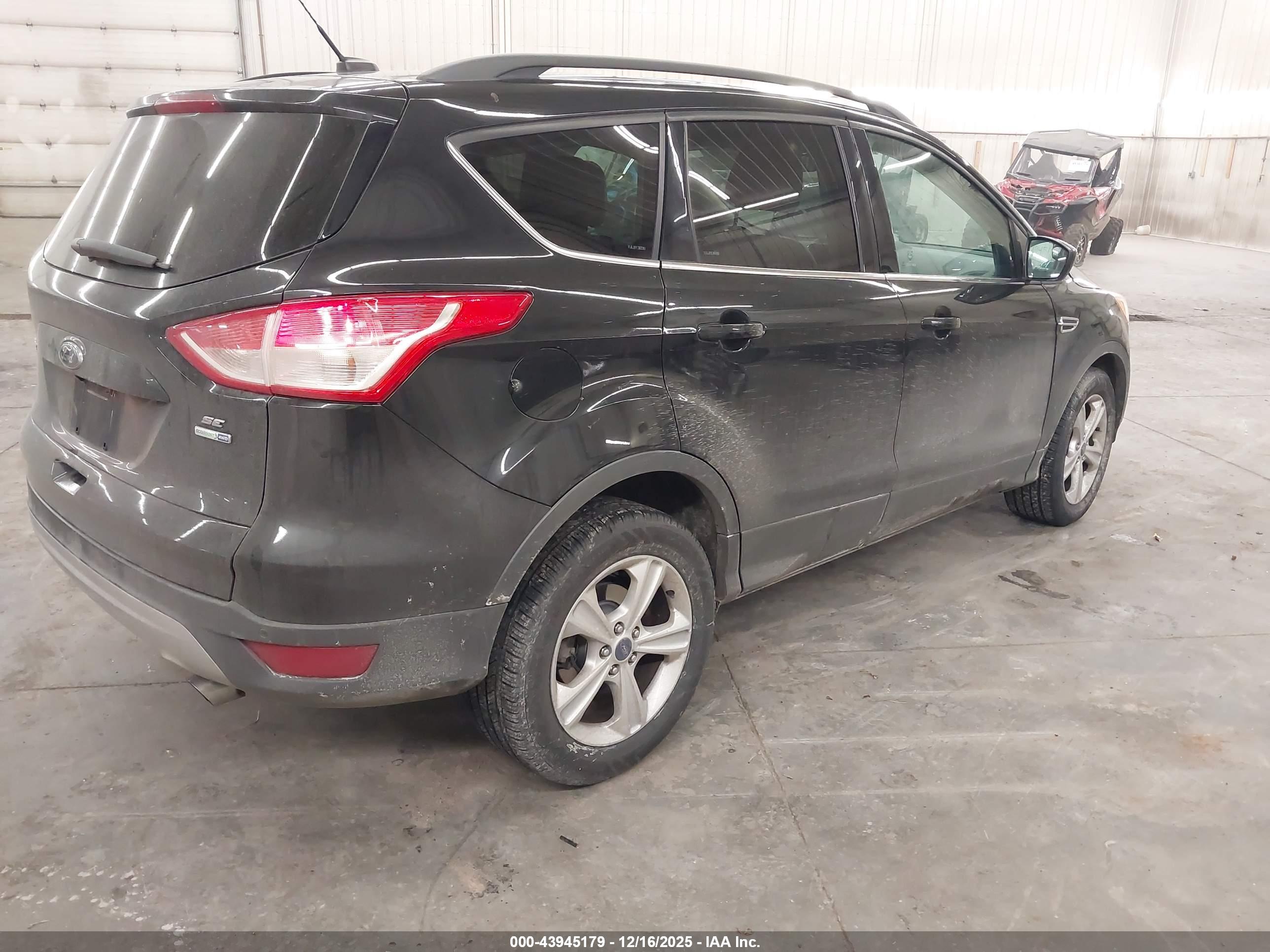 FORD ESCAPE image 4