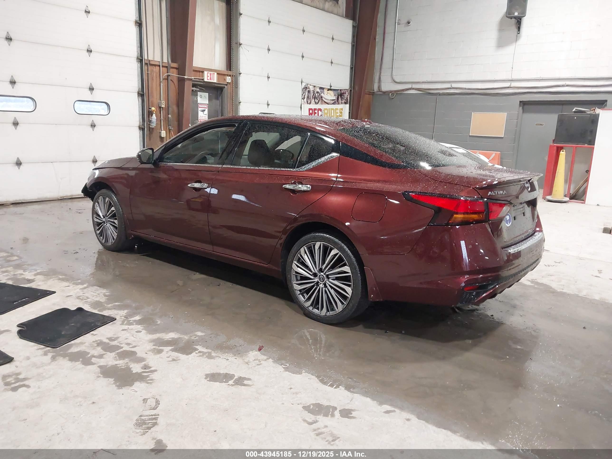 NISSAN ALTIMA image 3