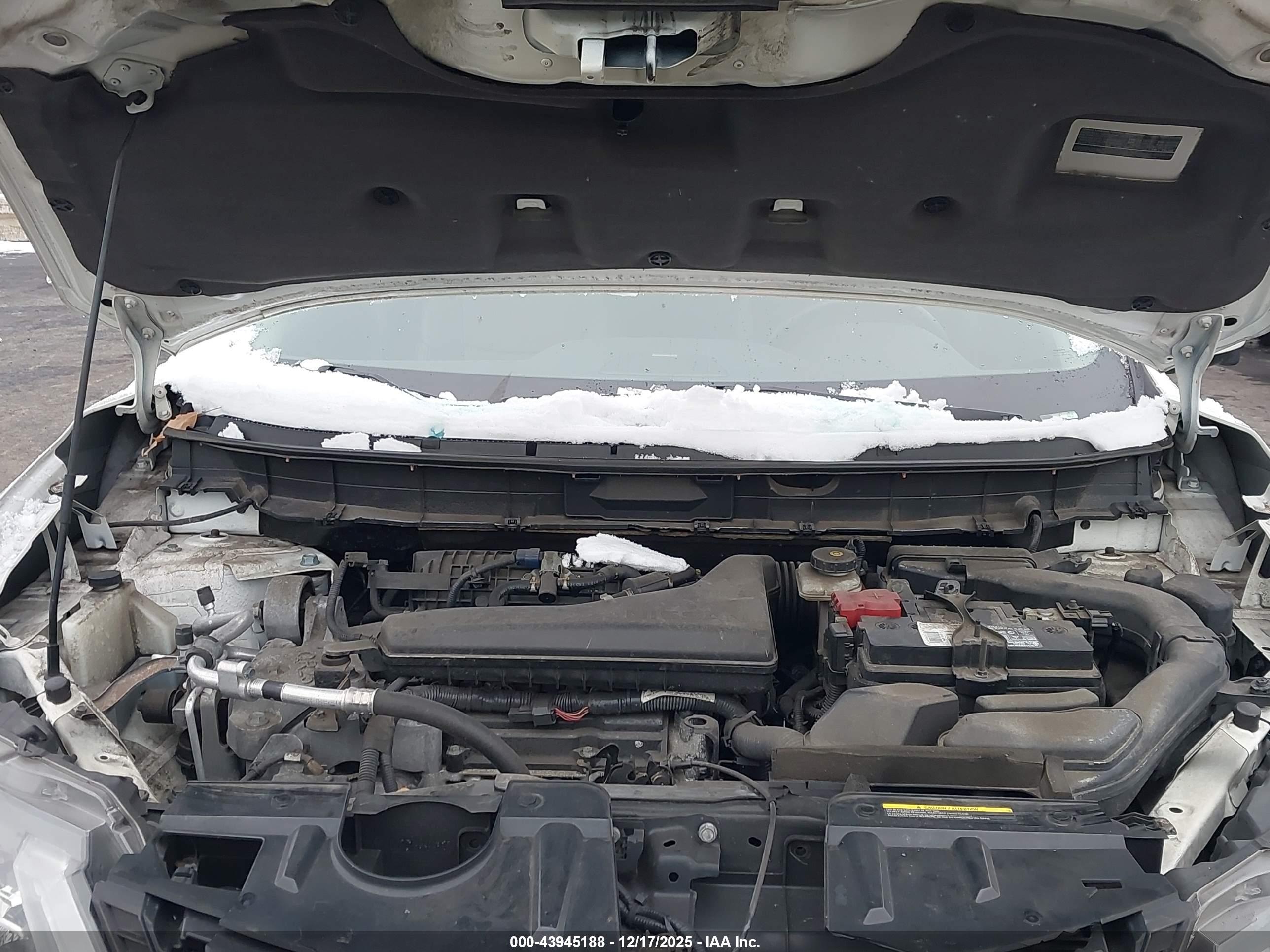 NISSAN ROGUE image 10