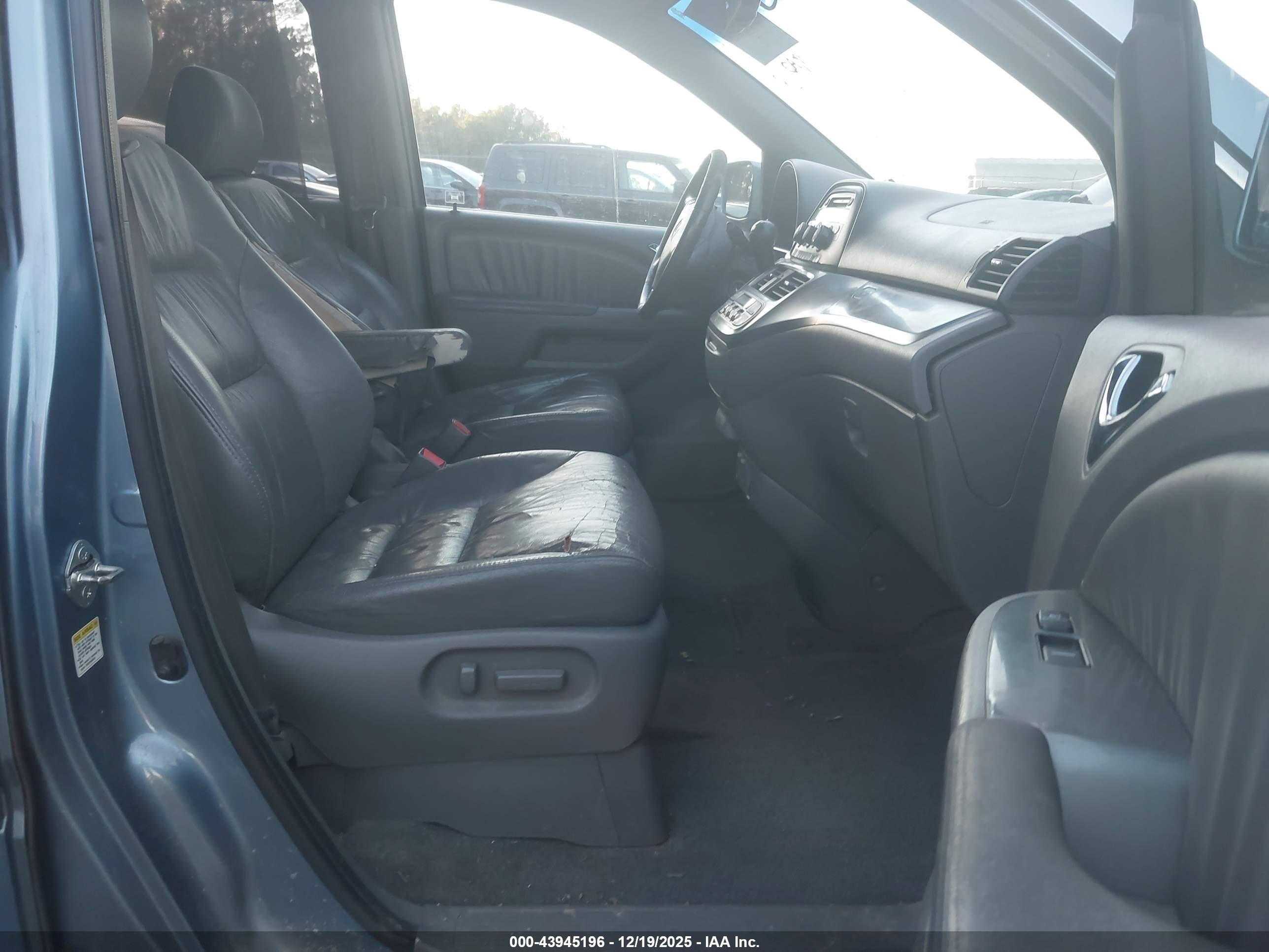 HONDA ODYSSEY image 5