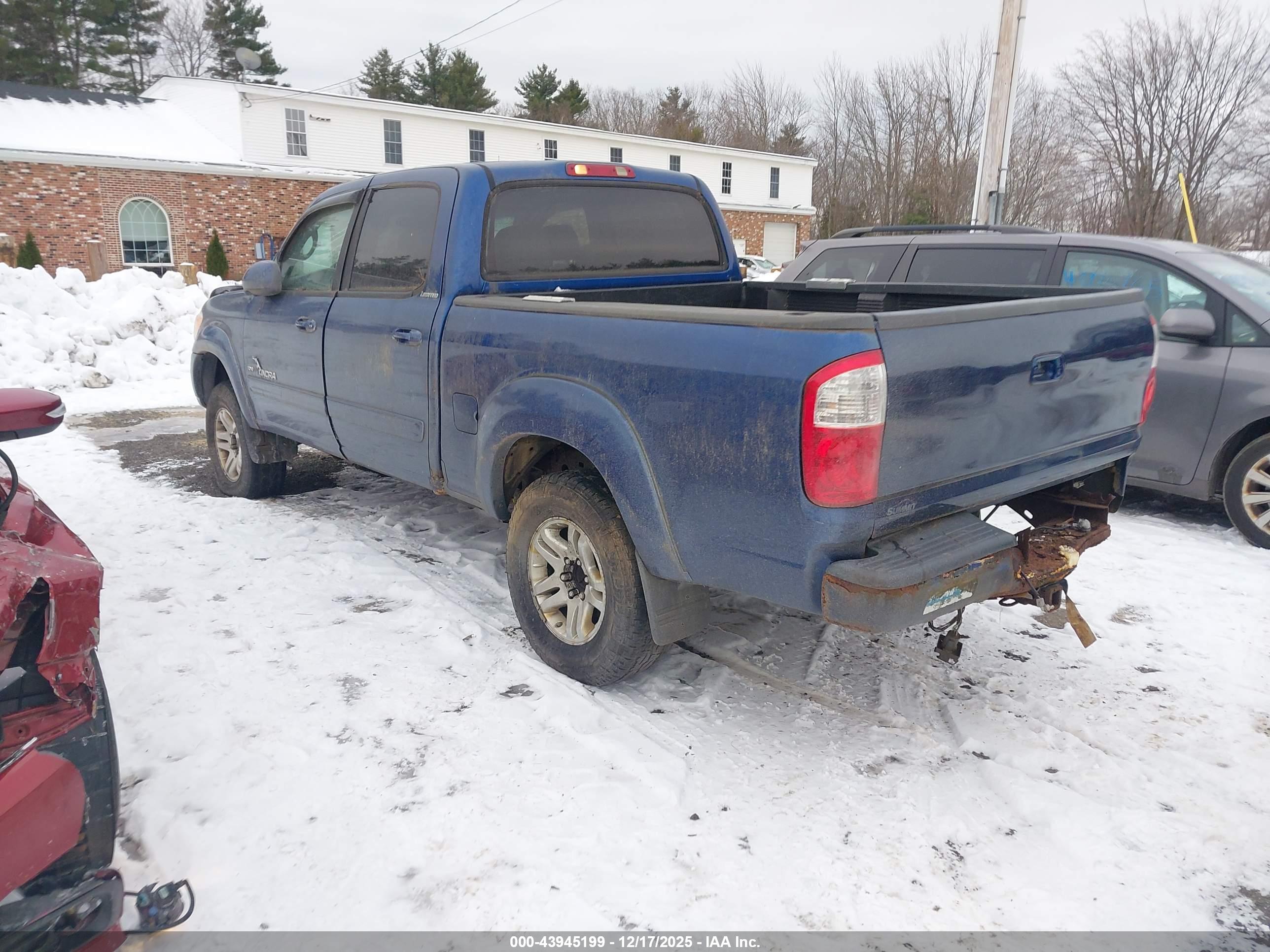TOYOTA TUNDRA image 3