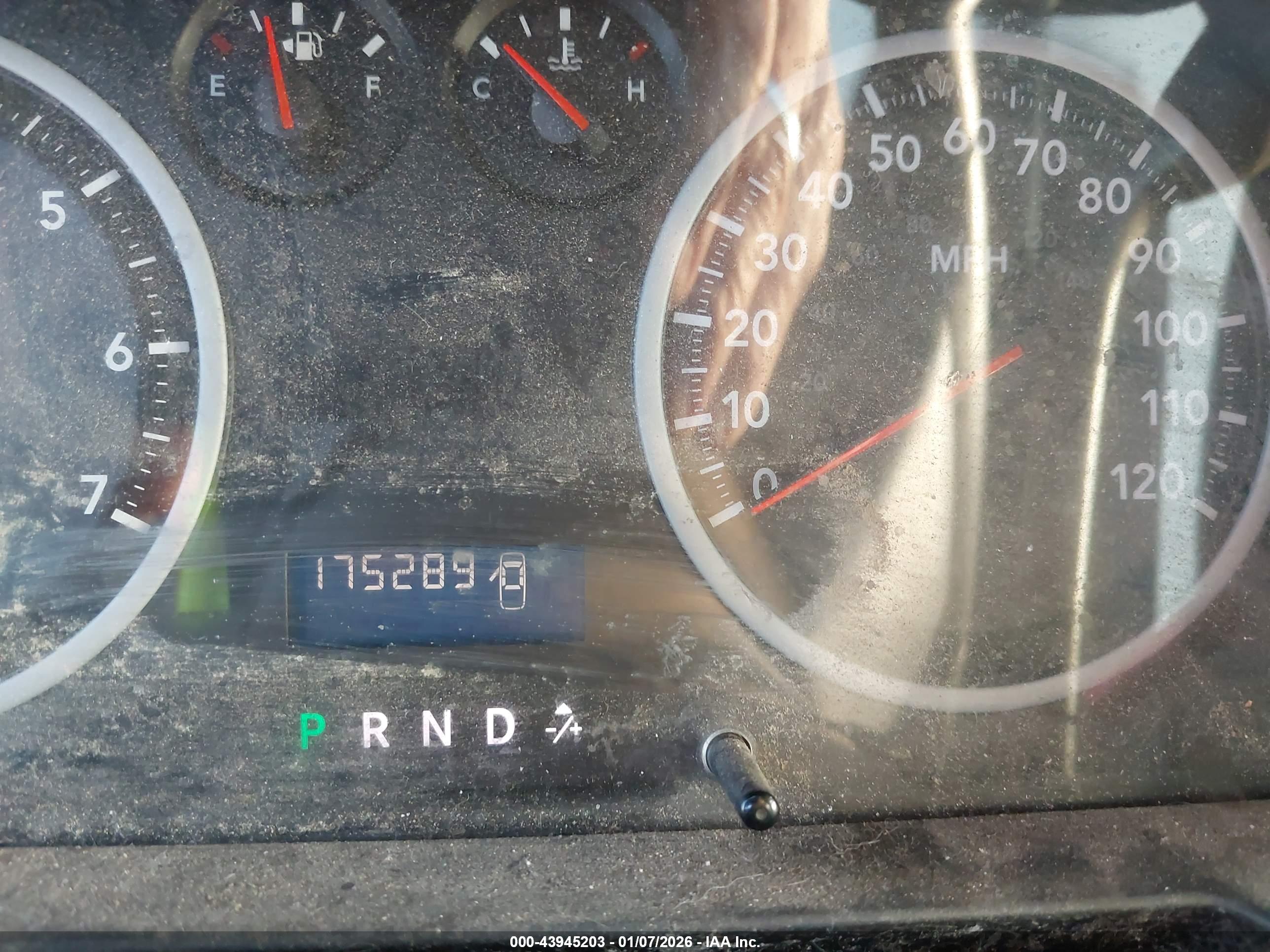 DODGE RAM image 7