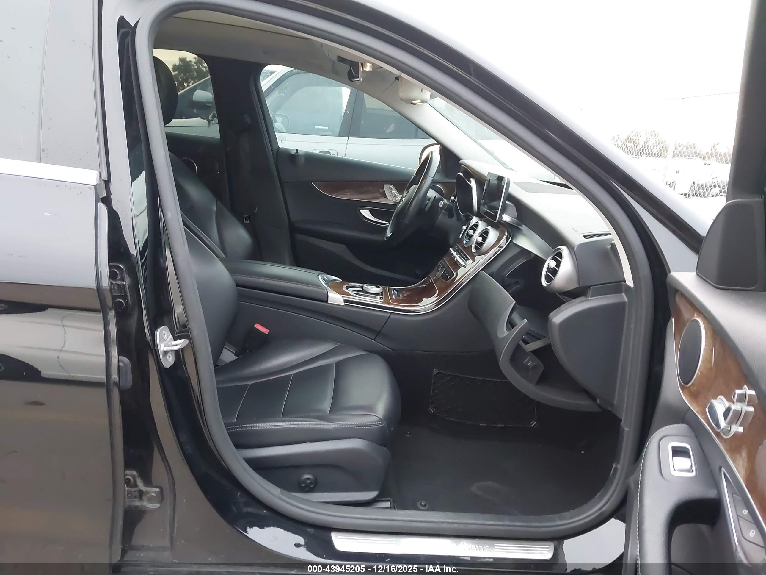 MERCEDES-BENZ C image 5