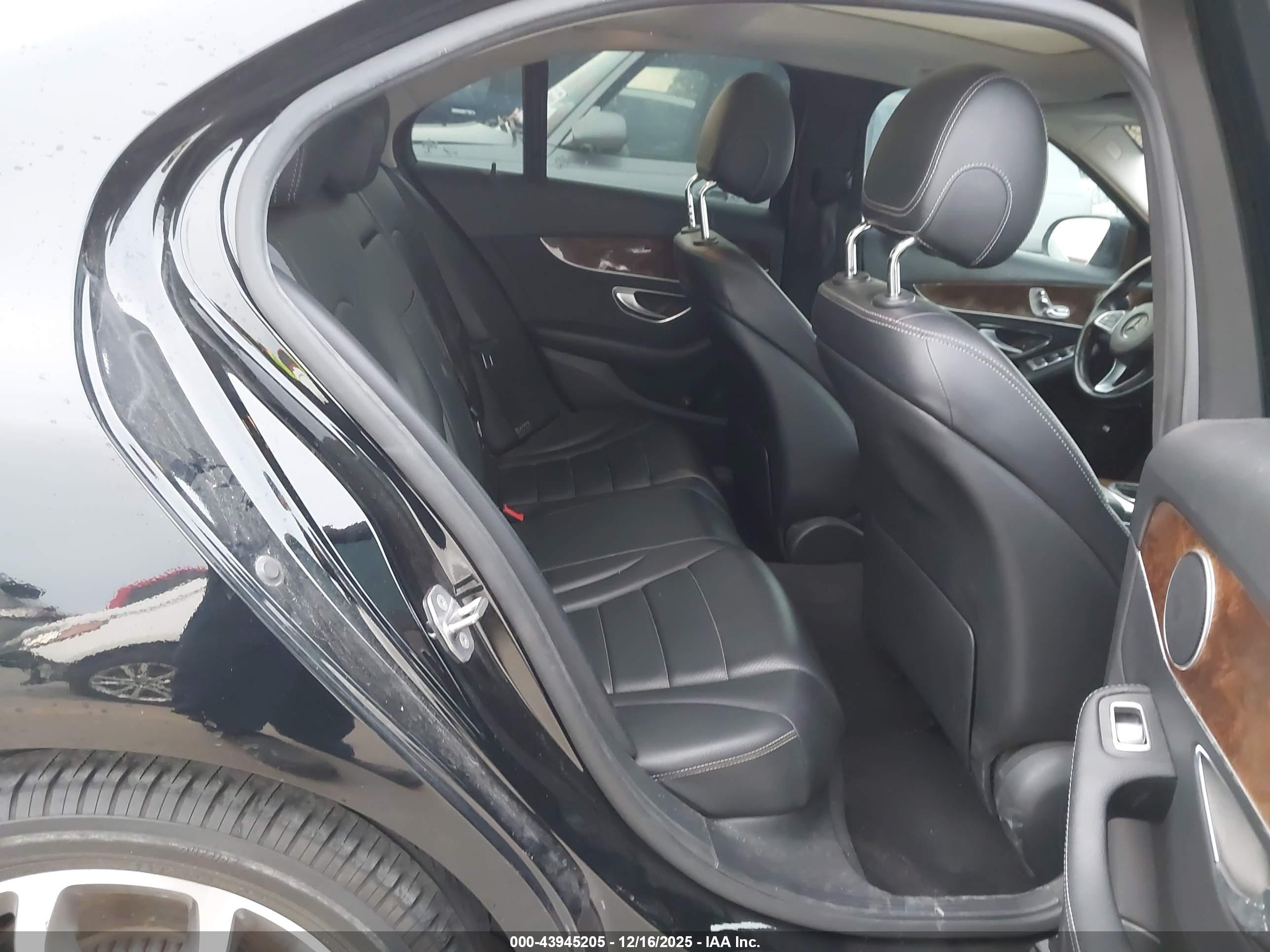 MERCEDES-BENZ C image 8