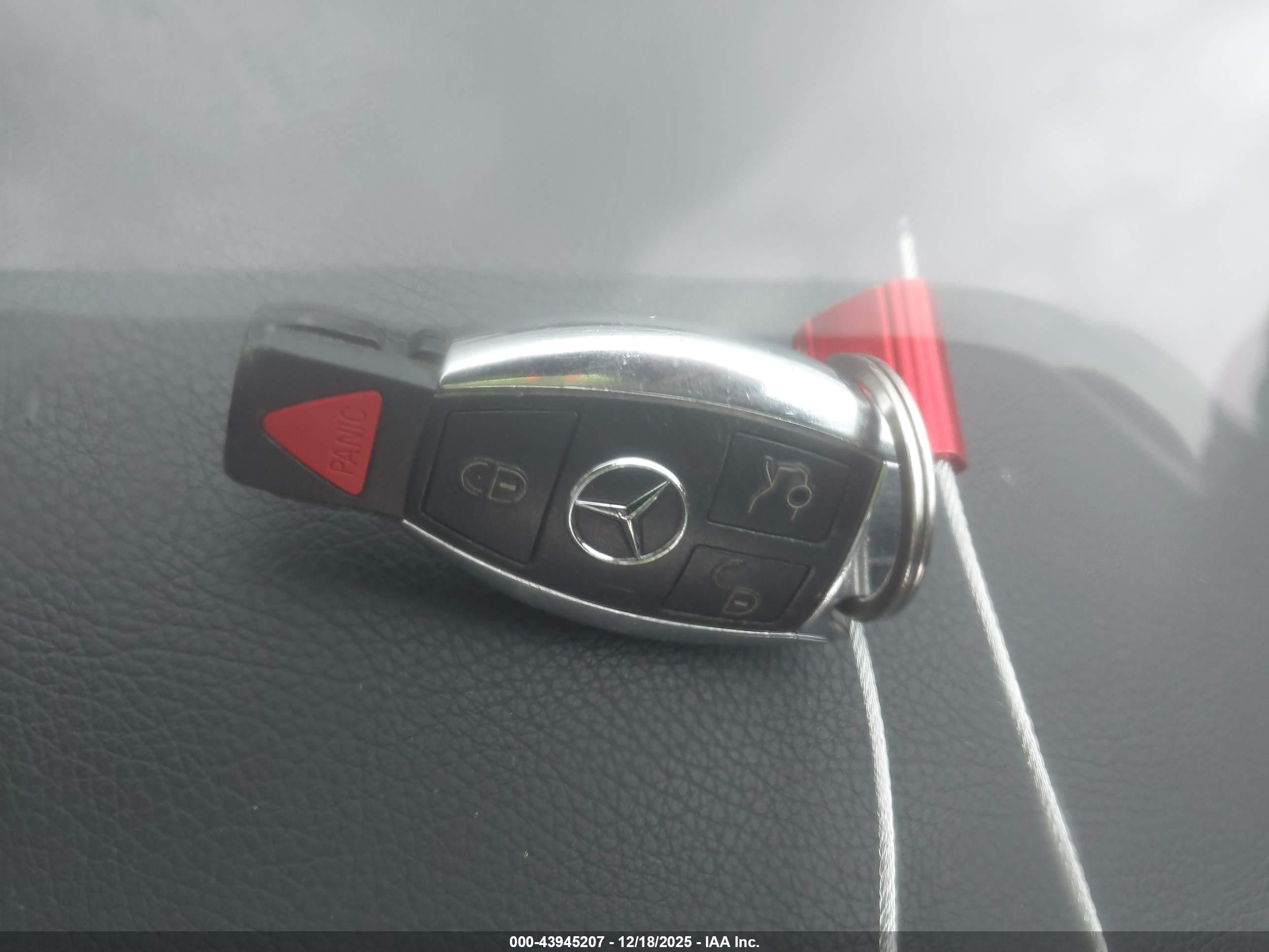 MERCEDES-BENZ C image 11