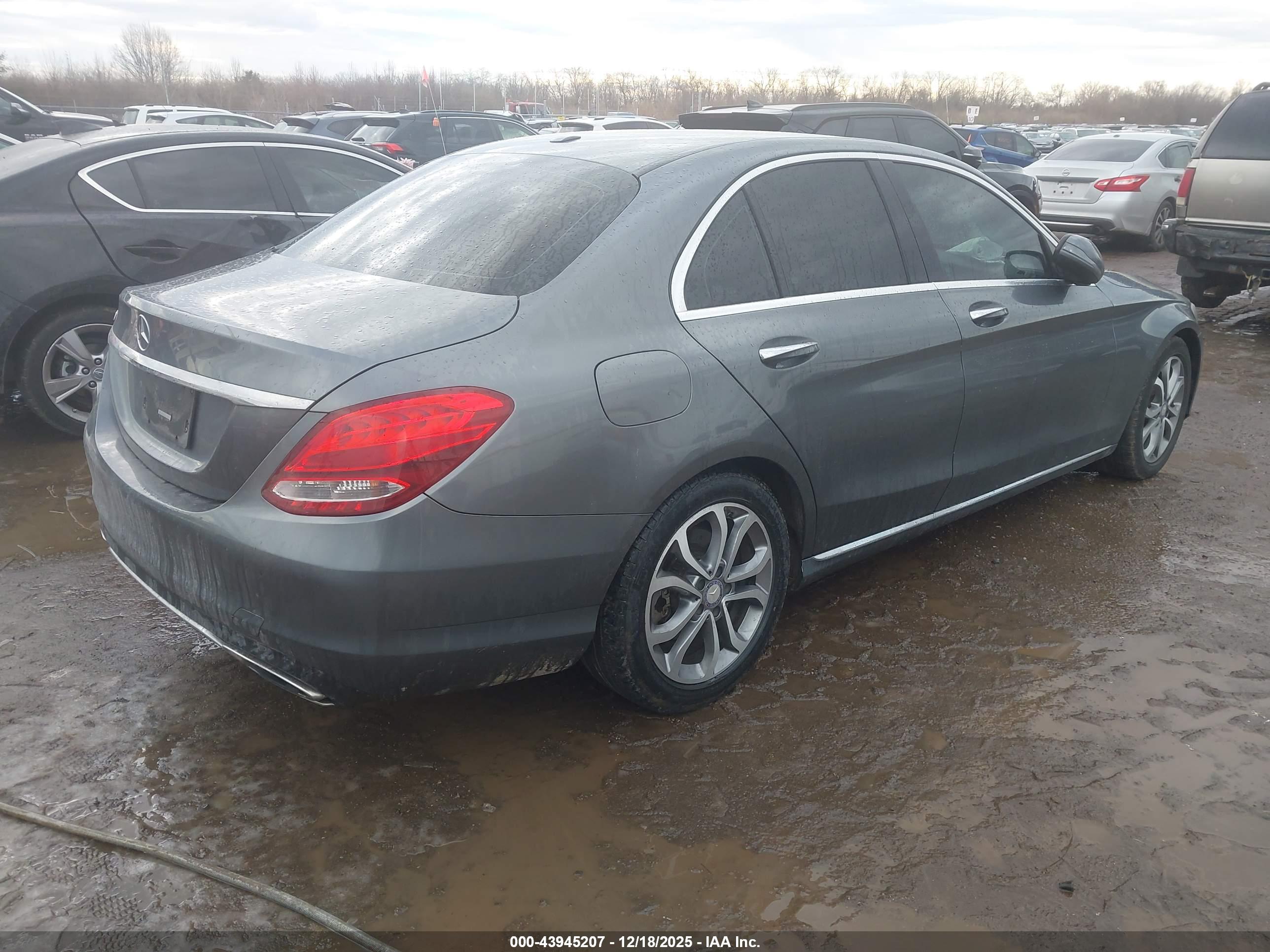 MERCEDES-BENZ C image 4