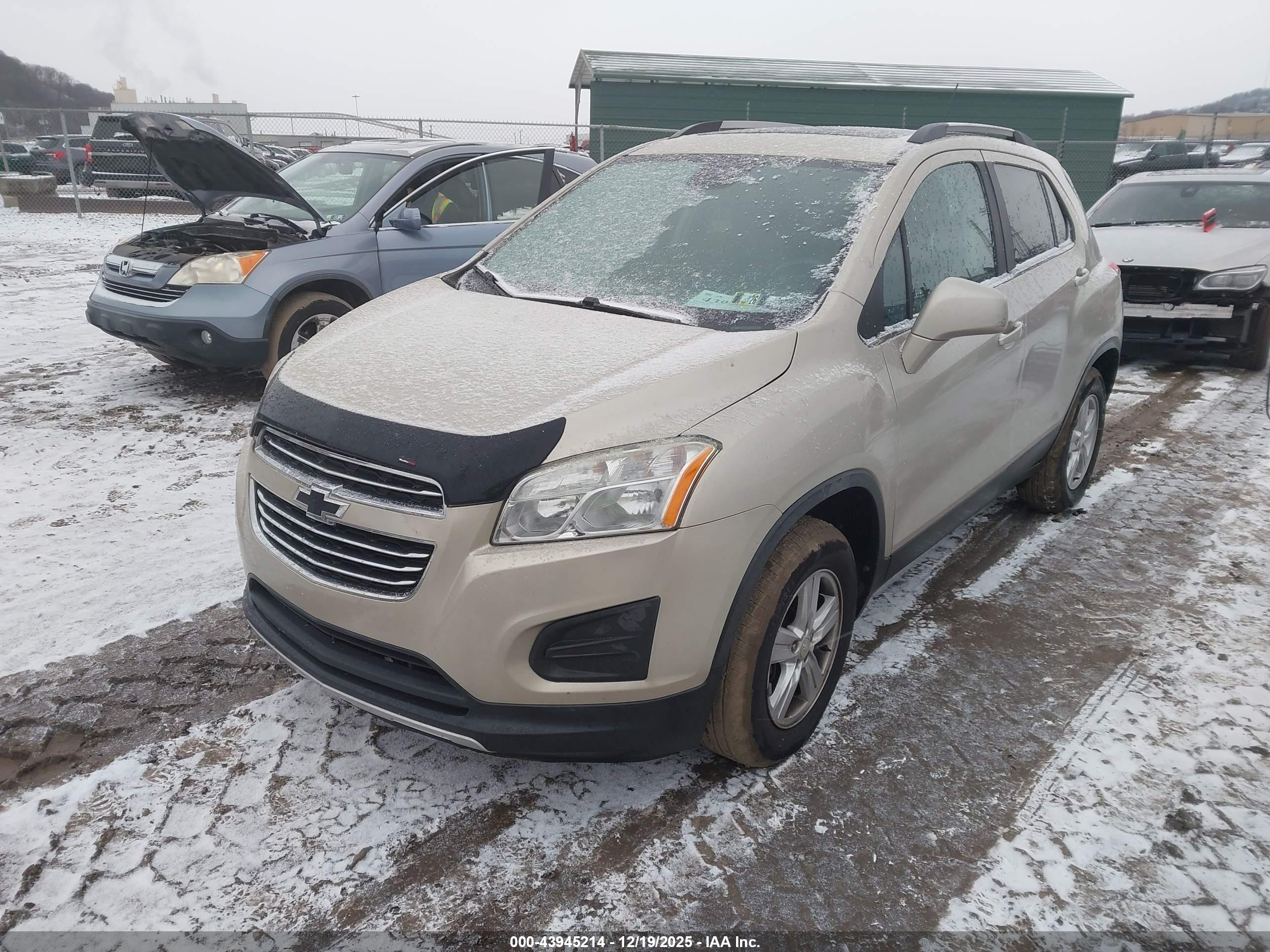 CHEVROLET TRAX image 2
