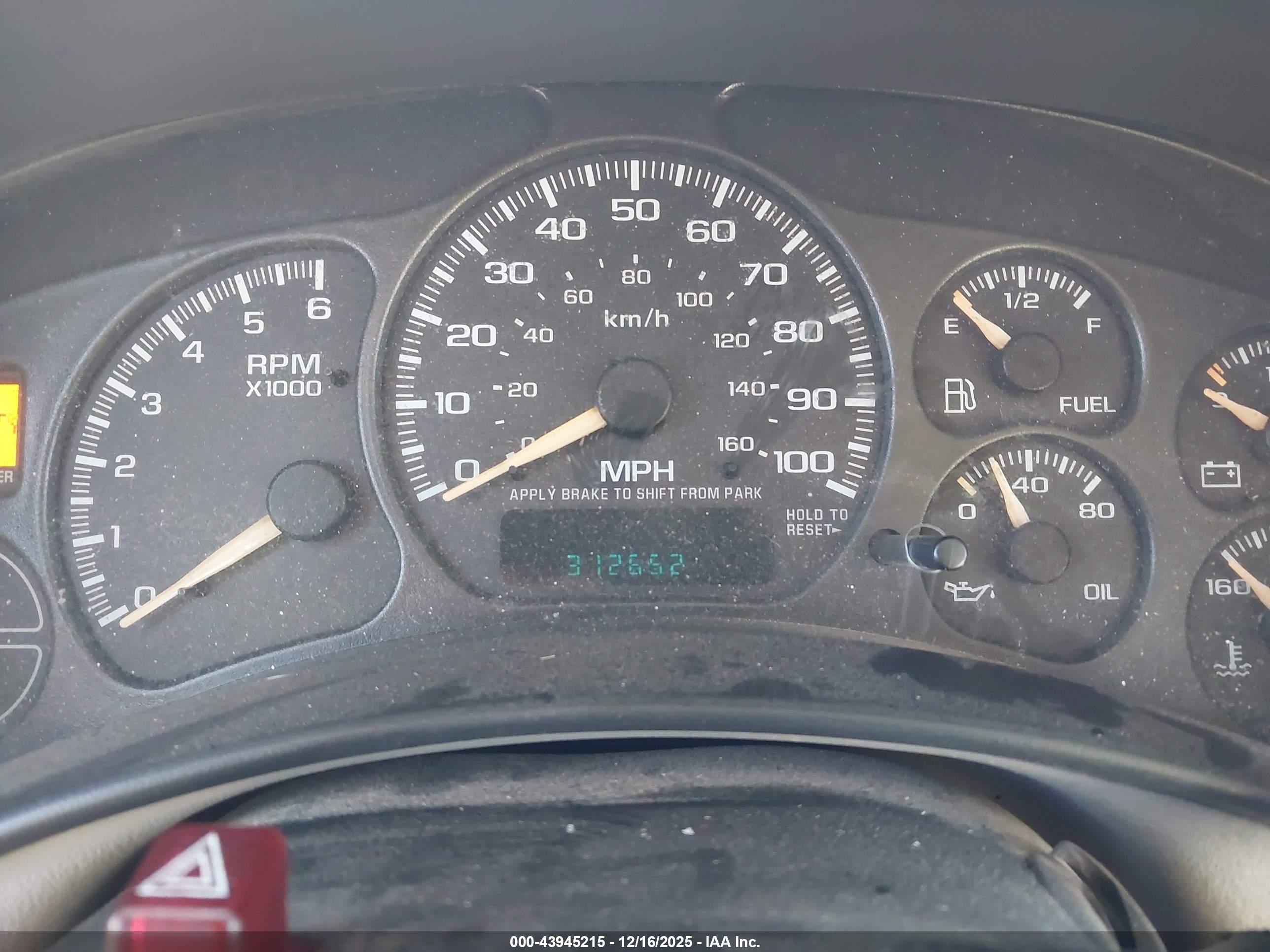 GMC YUKON image 7