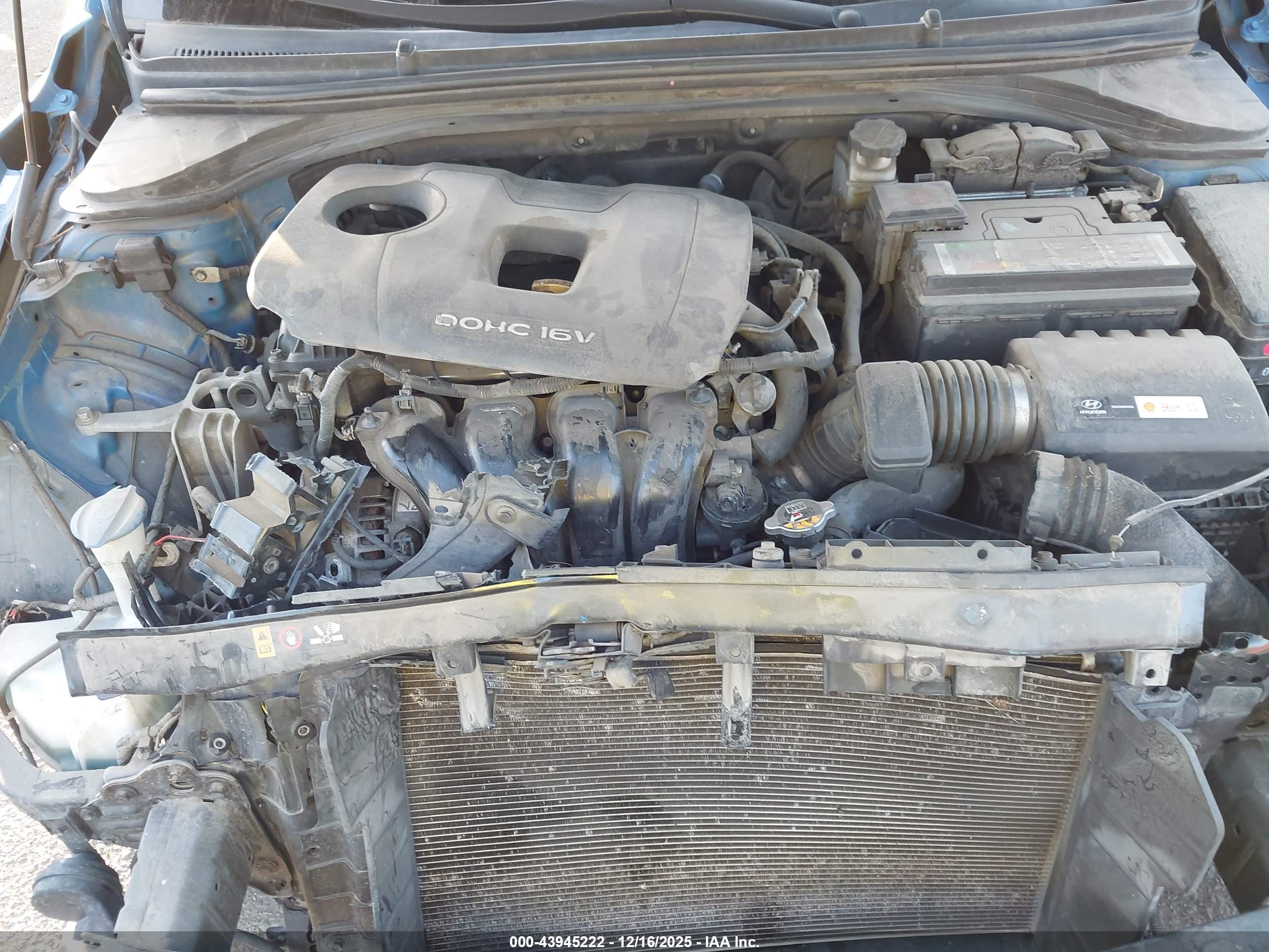 HYUNDAI ELANTRA image 10