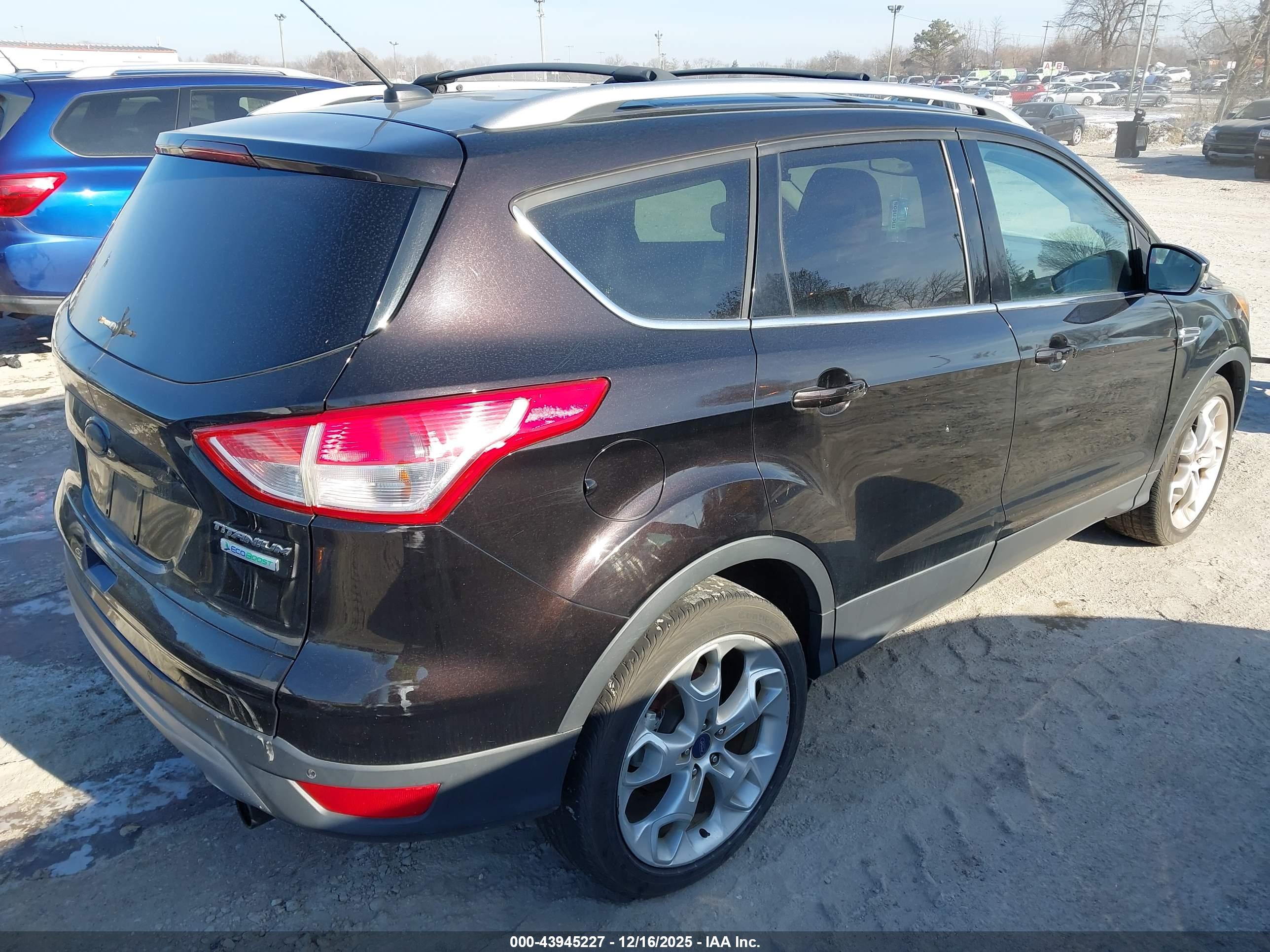 FORD ESCAPE image 4