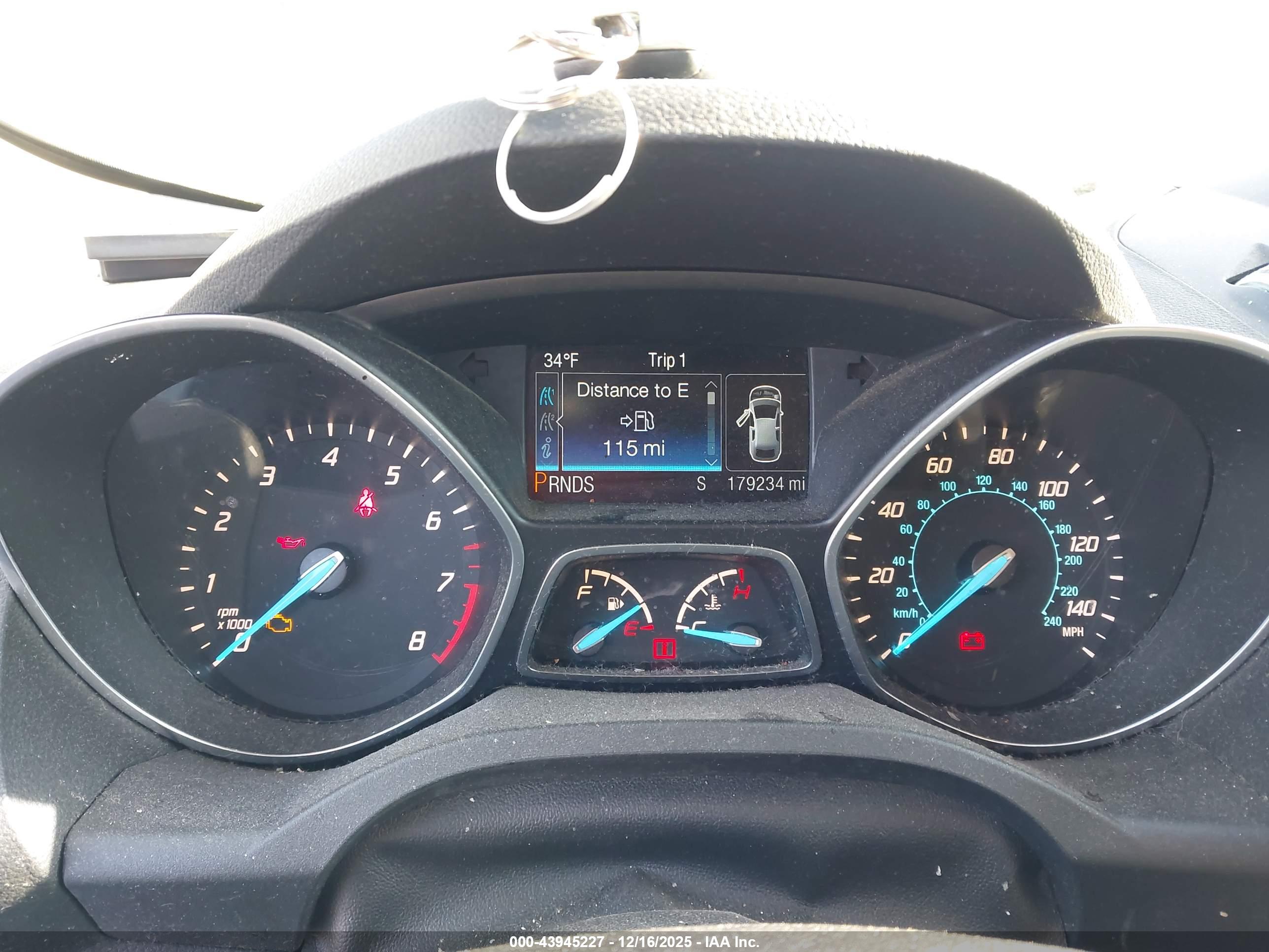 FORD ESCAPE image 7
