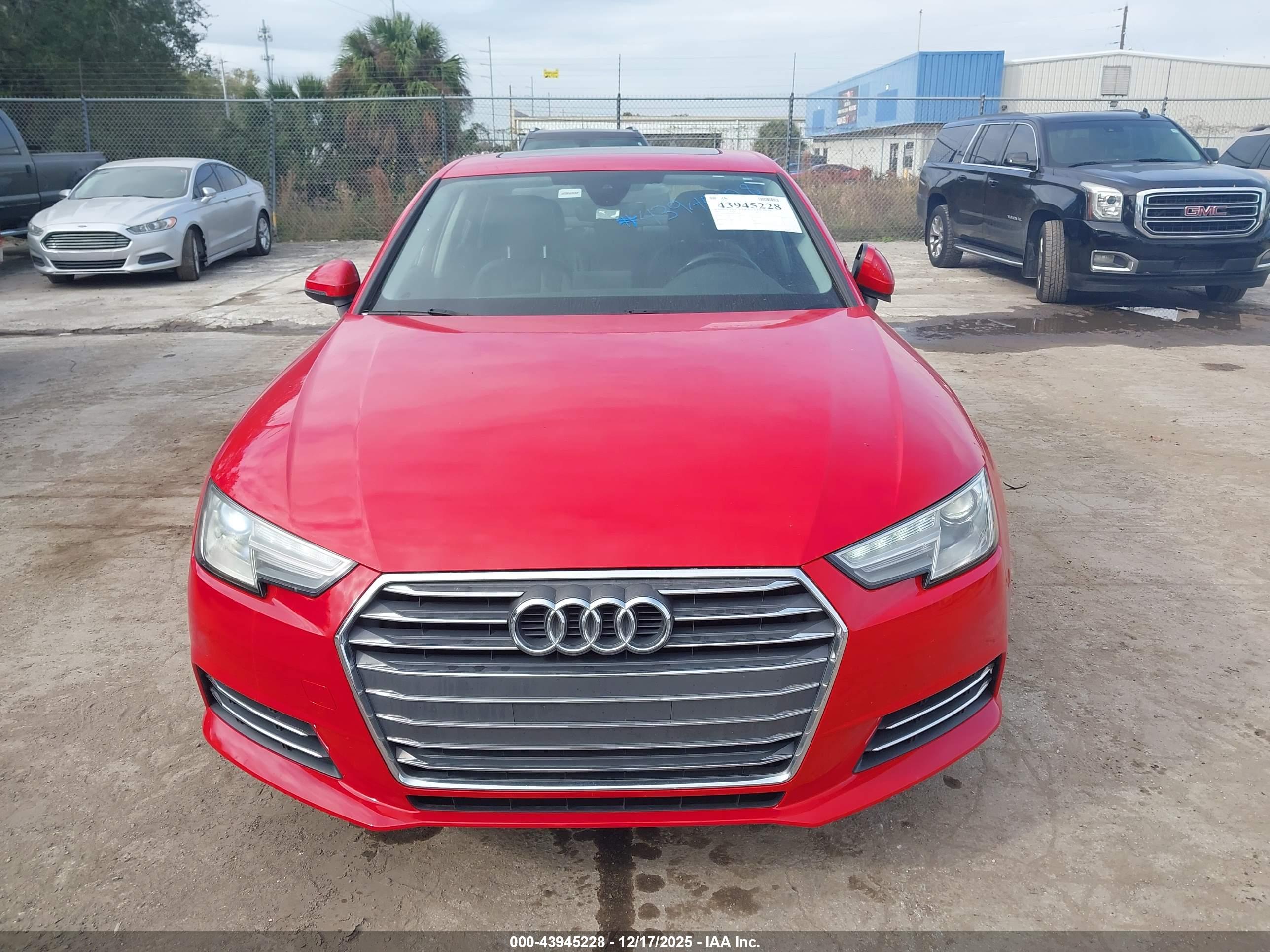 AUDI A4 image 6