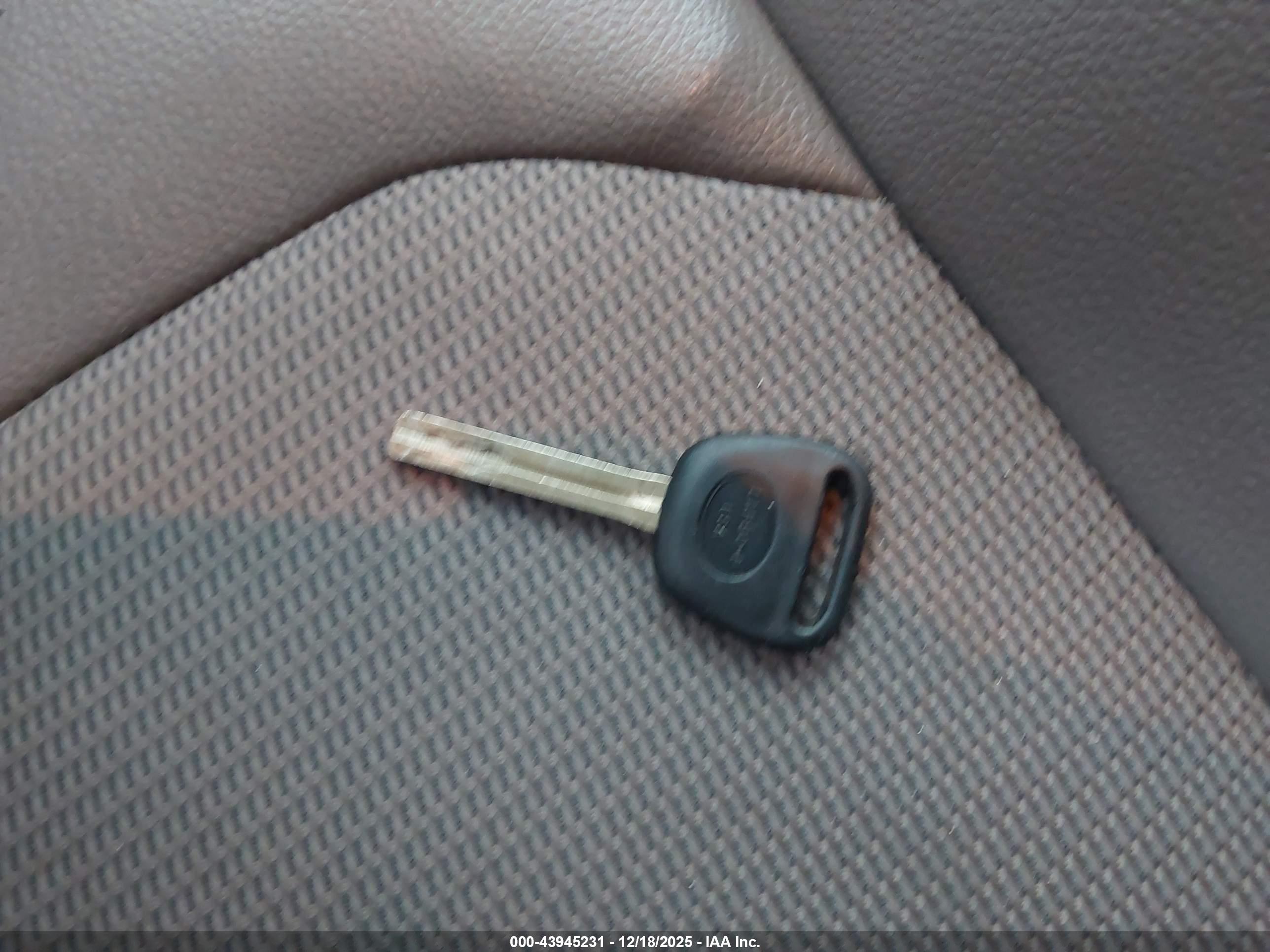 HYUNDAI TUCSON image 11