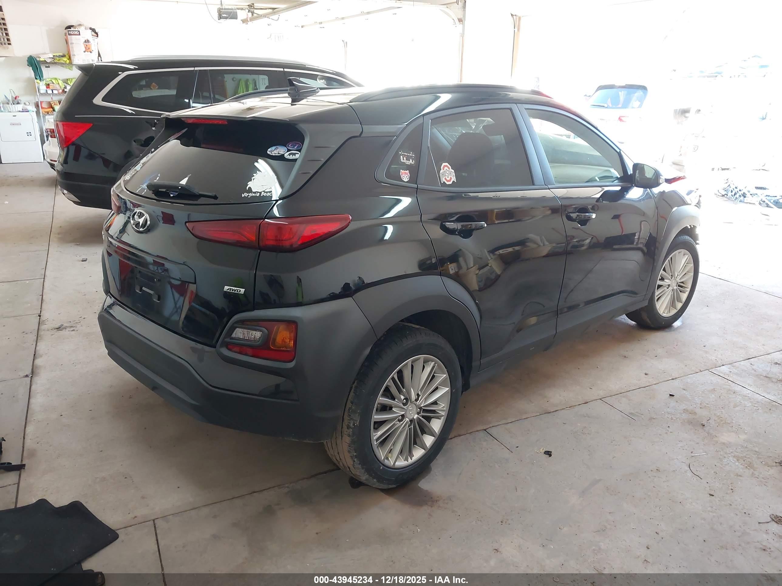 HYUNDAI KONA image 4