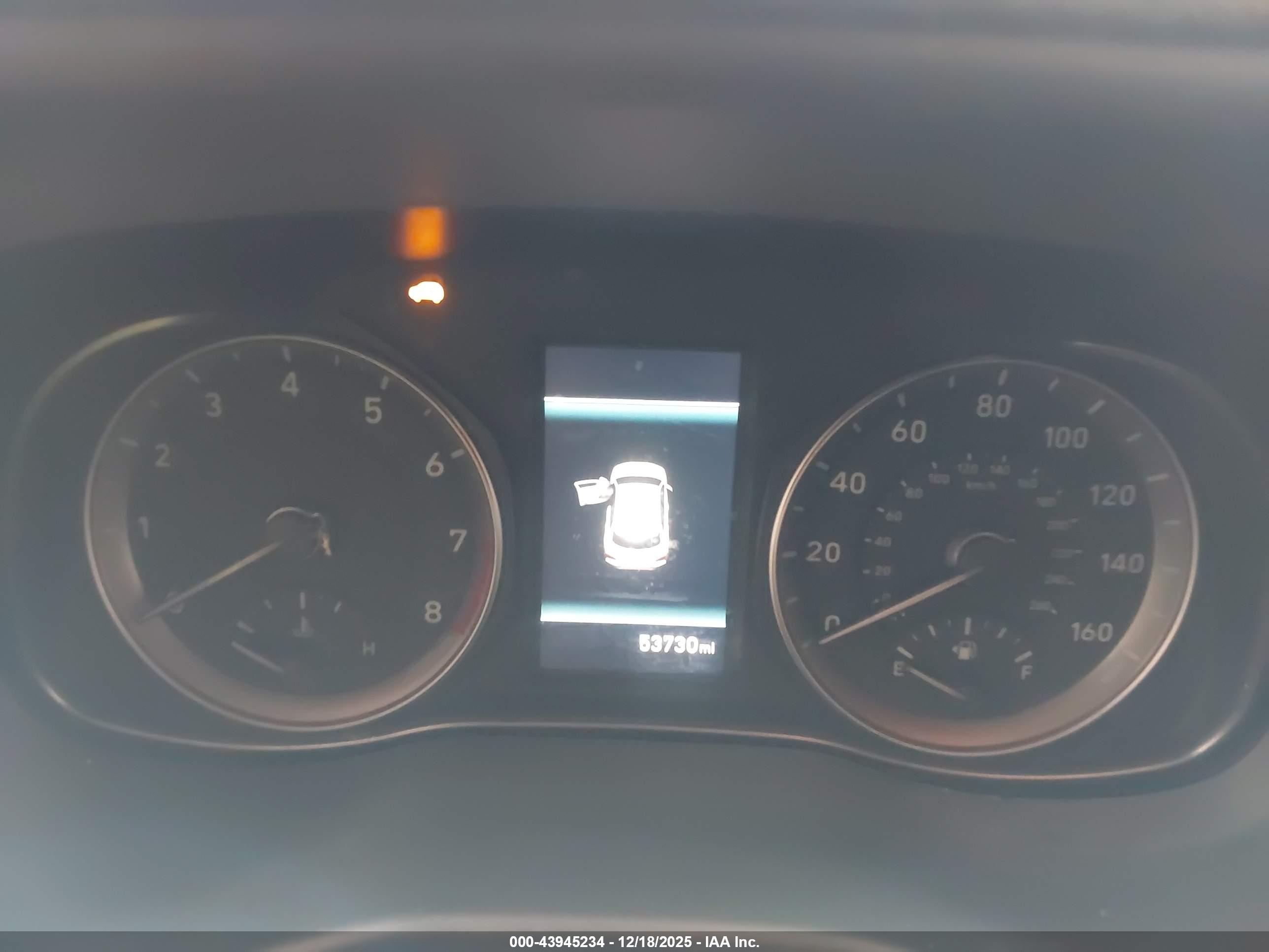 HYUNDAI KONA image 7