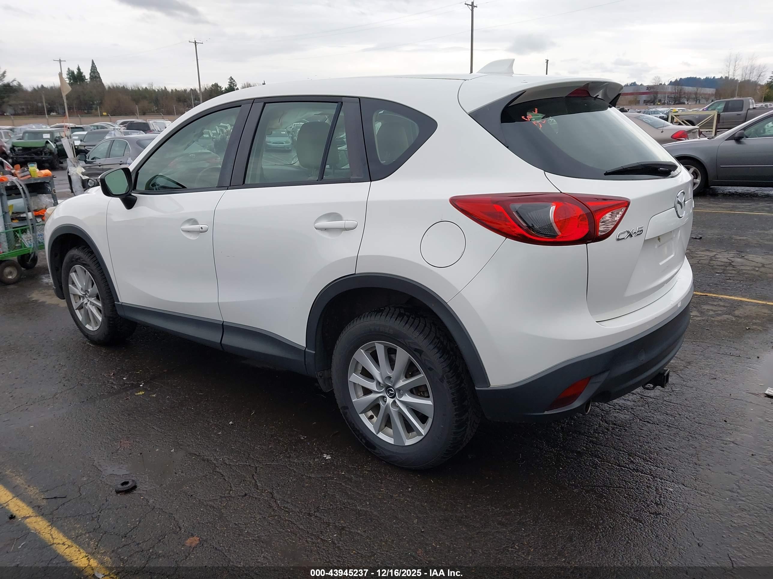 MAZDA CX-5 image 3