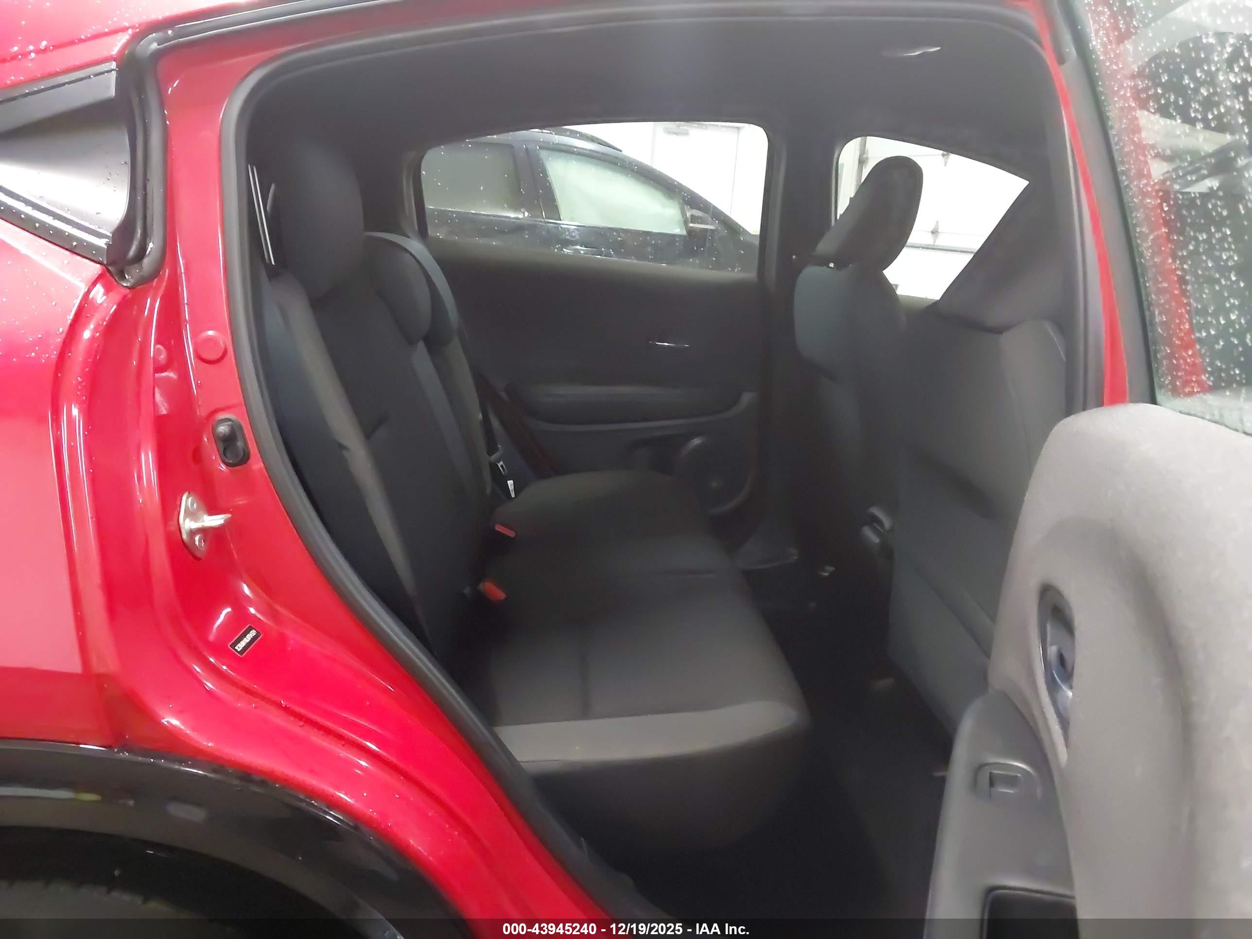 HONDA HR-V image 8