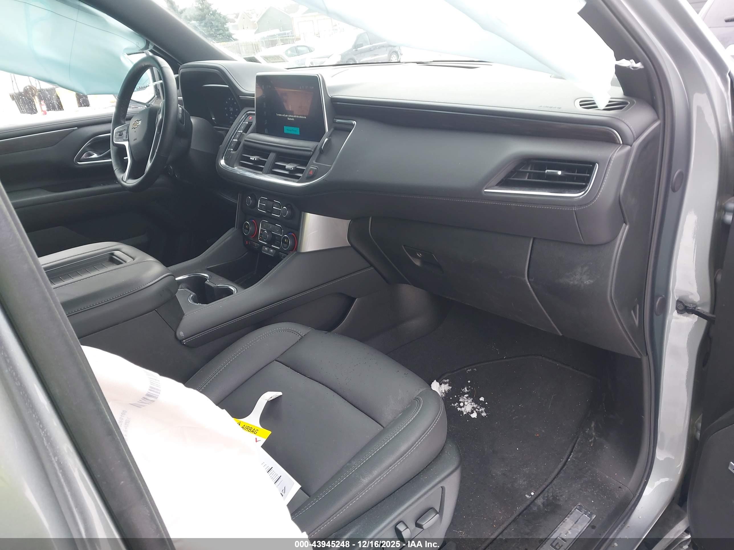 CHEVROLET TAHOE image 5