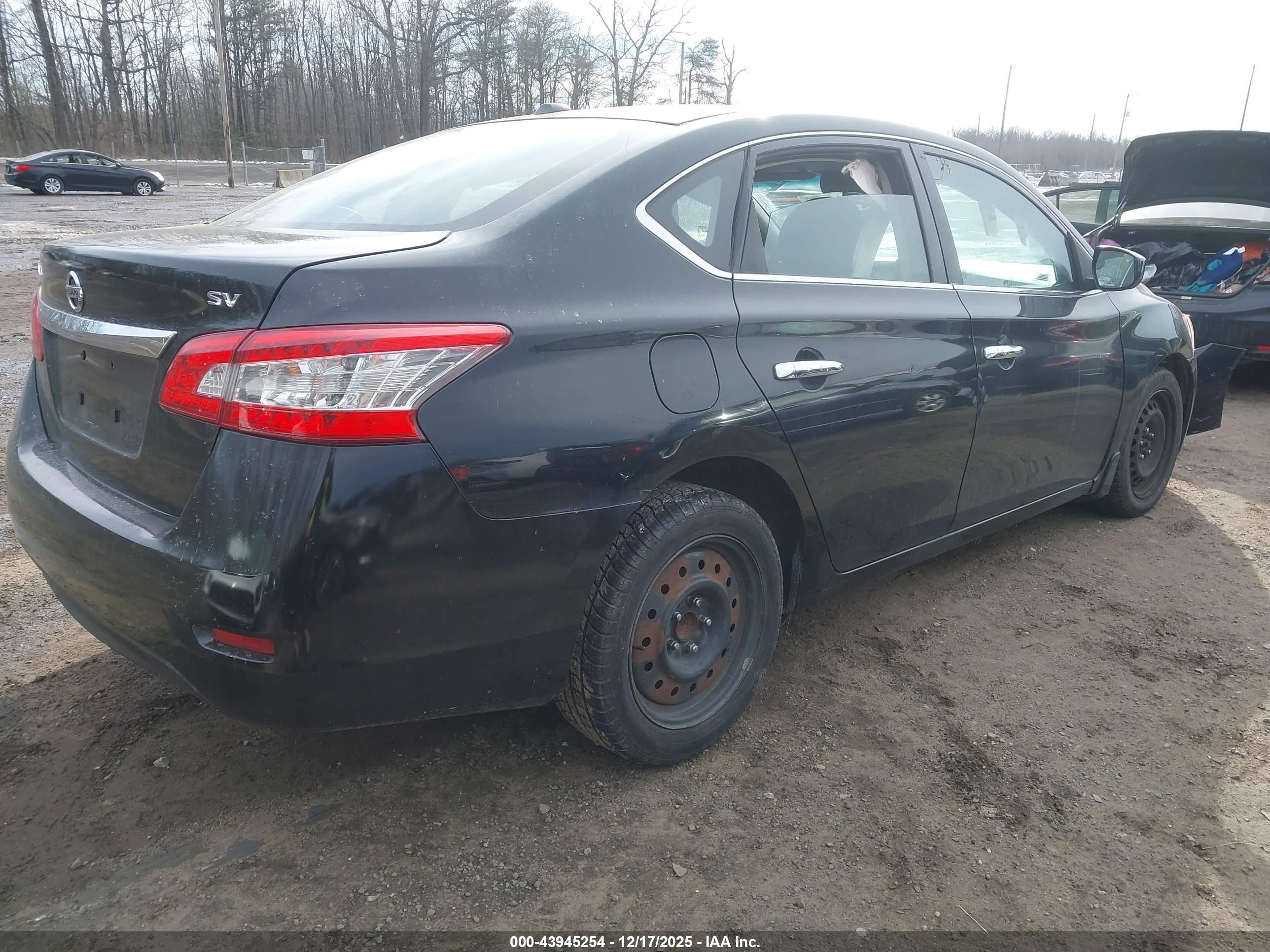 NISSAN SENTRA image 4
