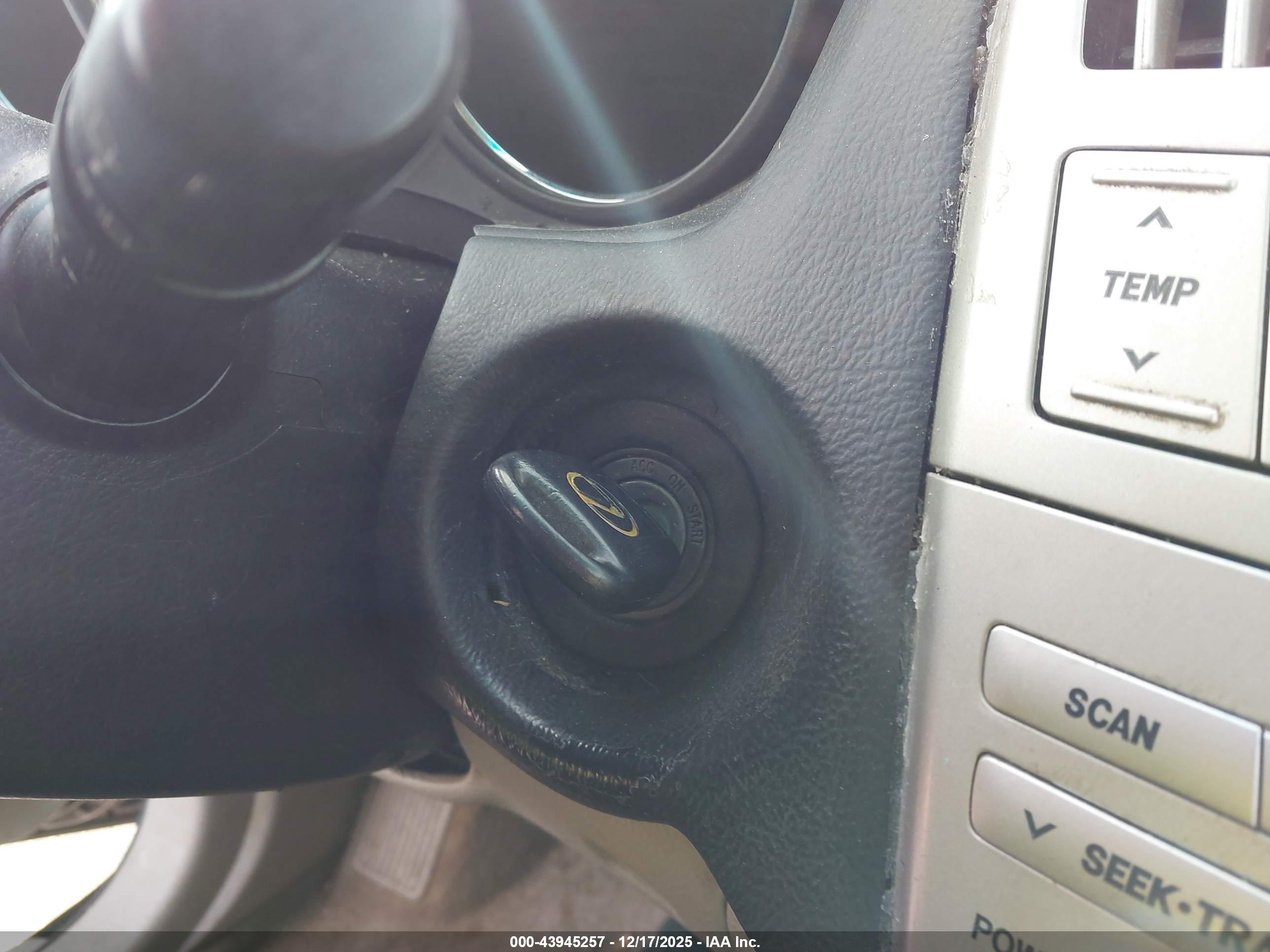 LEXUS RX image 11