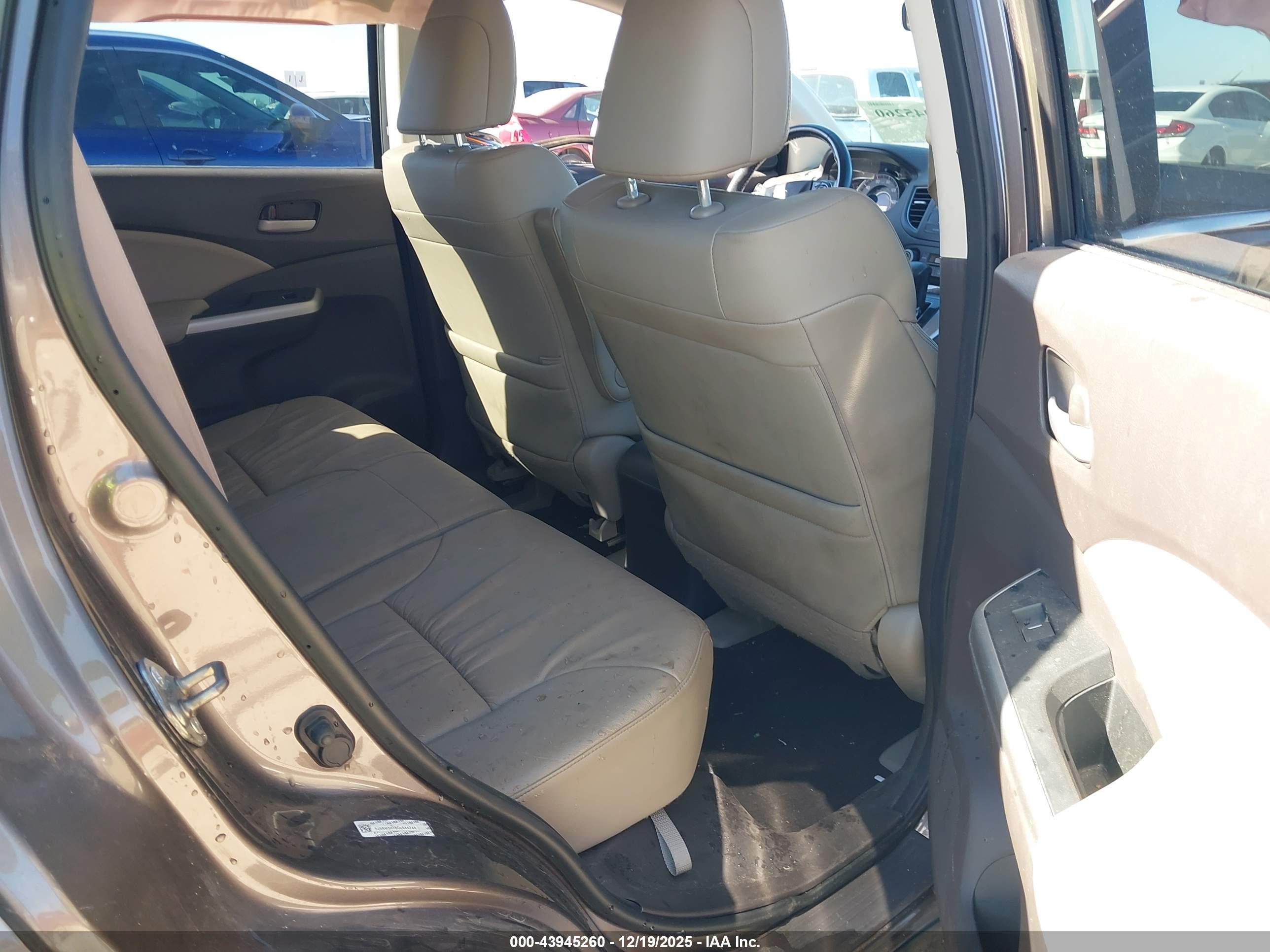 HONDA CR-V image 8