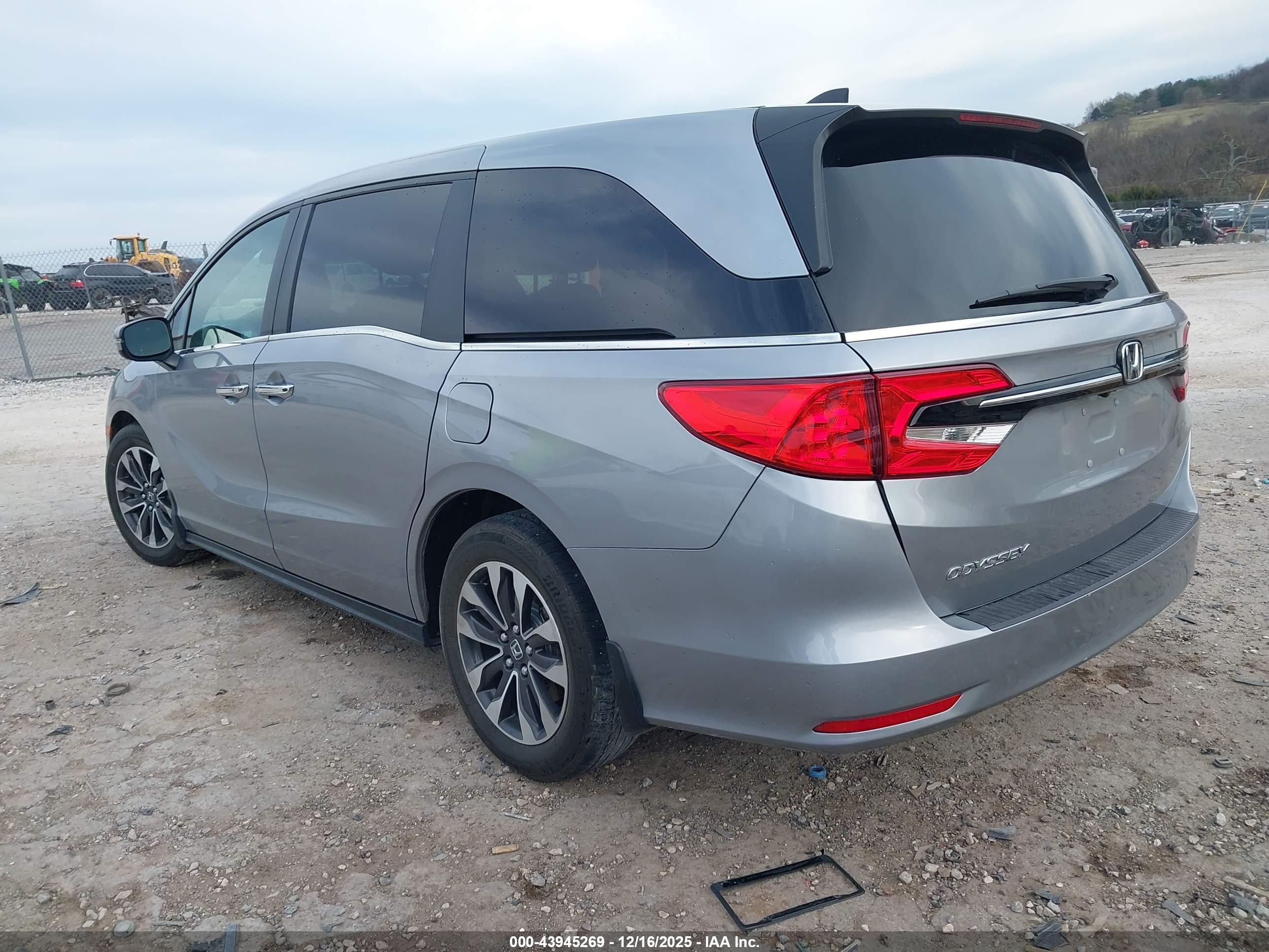 HONDA ODYSSEY image 3