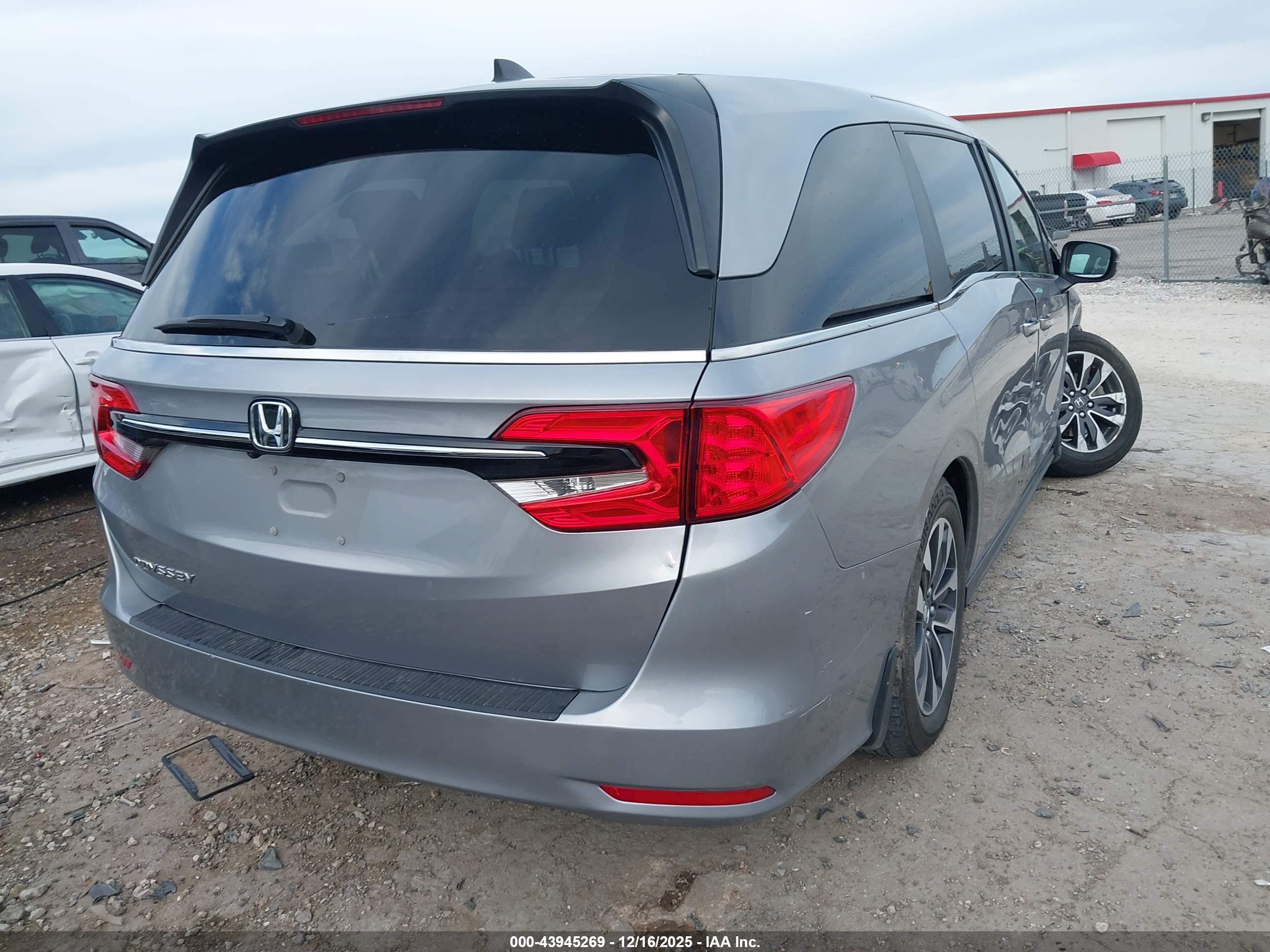 HONDA ODYSSEY image 4