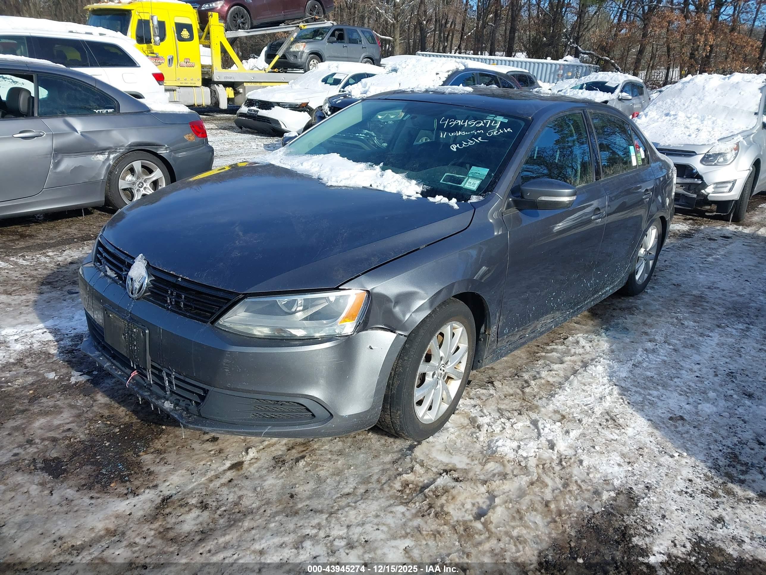 VOLKSWAGEN JETTA image 2