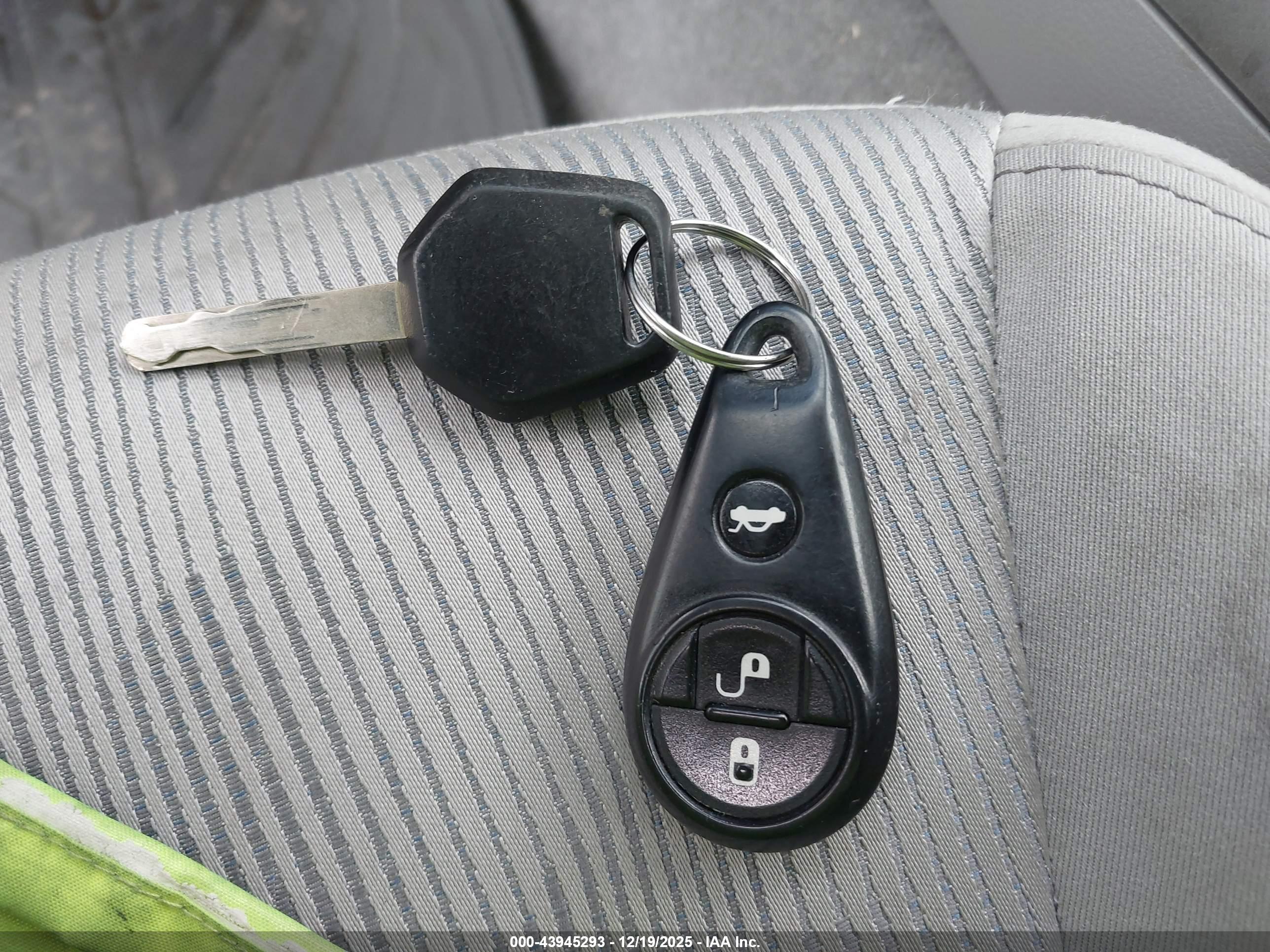 SUBARU FORESTER image 11