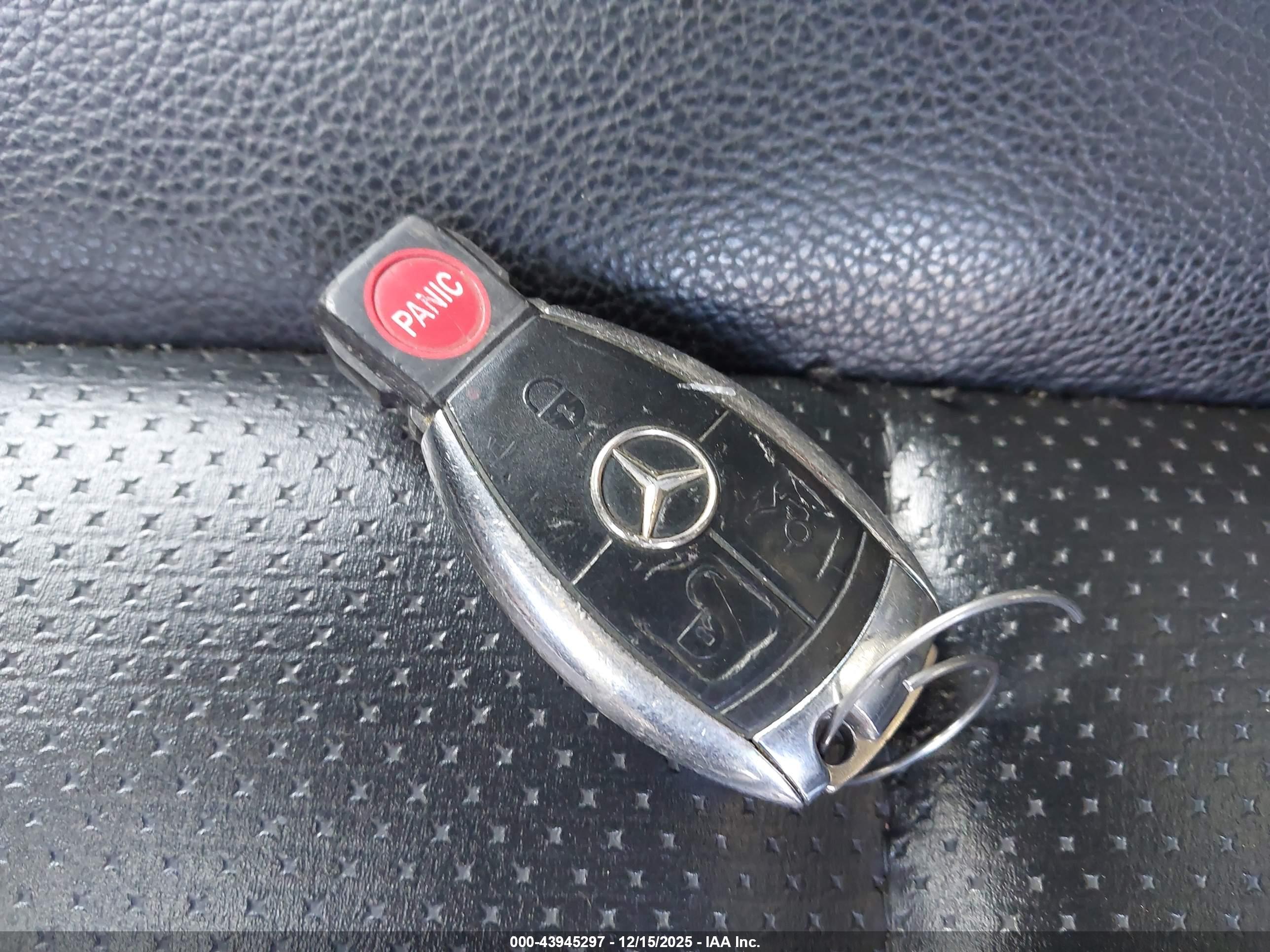 MERCEDES-BENZ C image 11