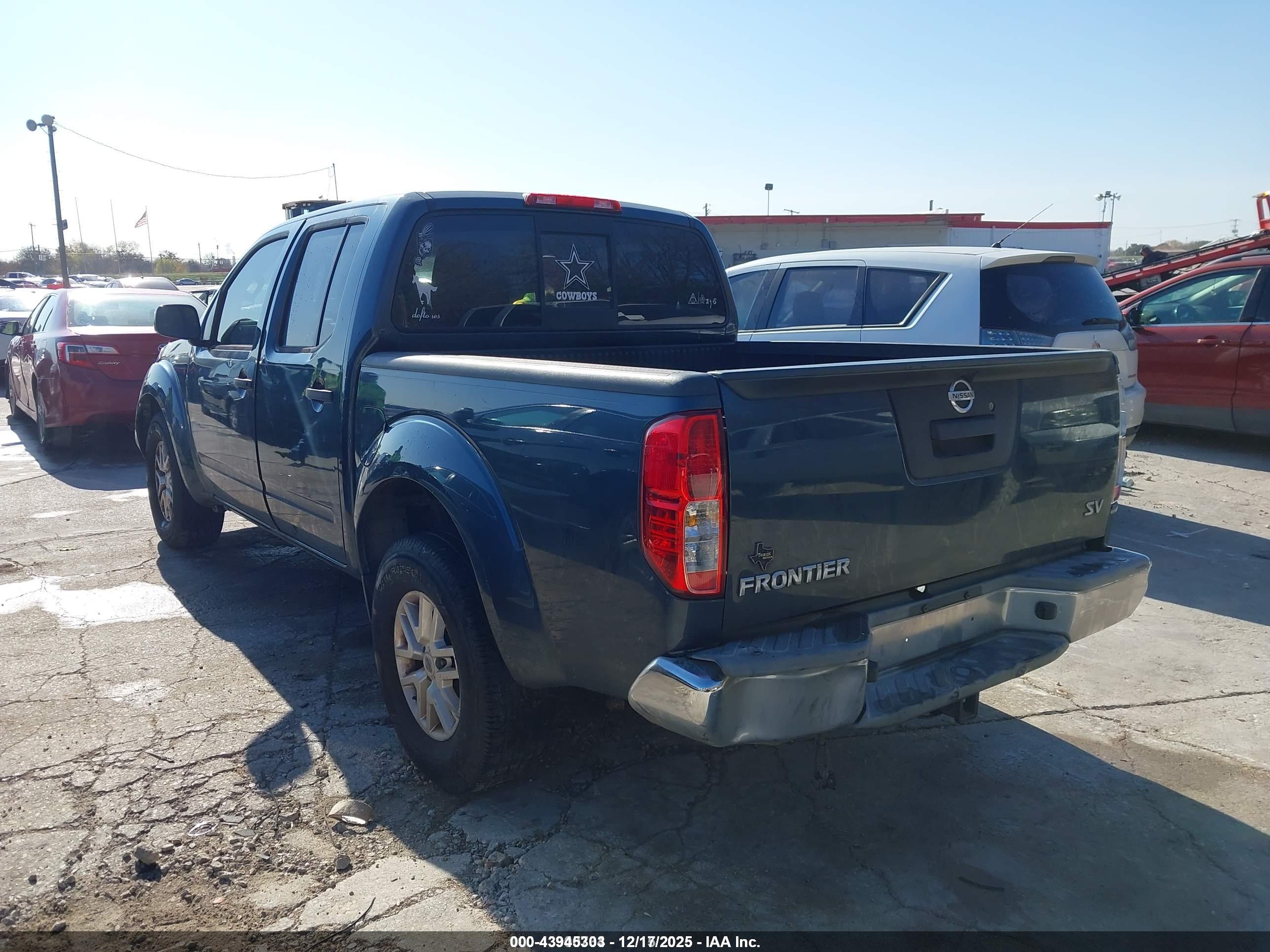 NISSAN FRONTIER image 3