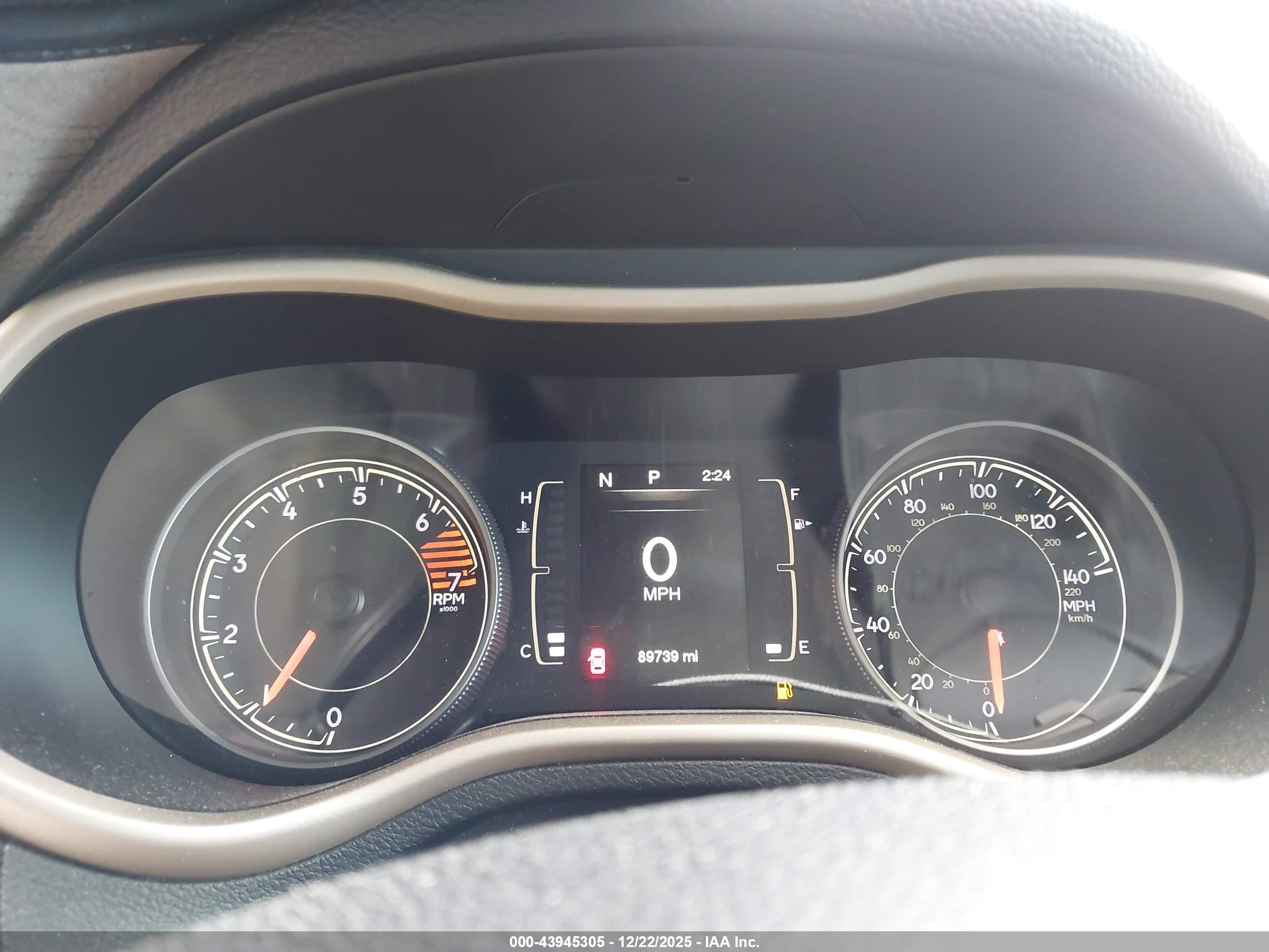 JEEP CHEROKEE image 7