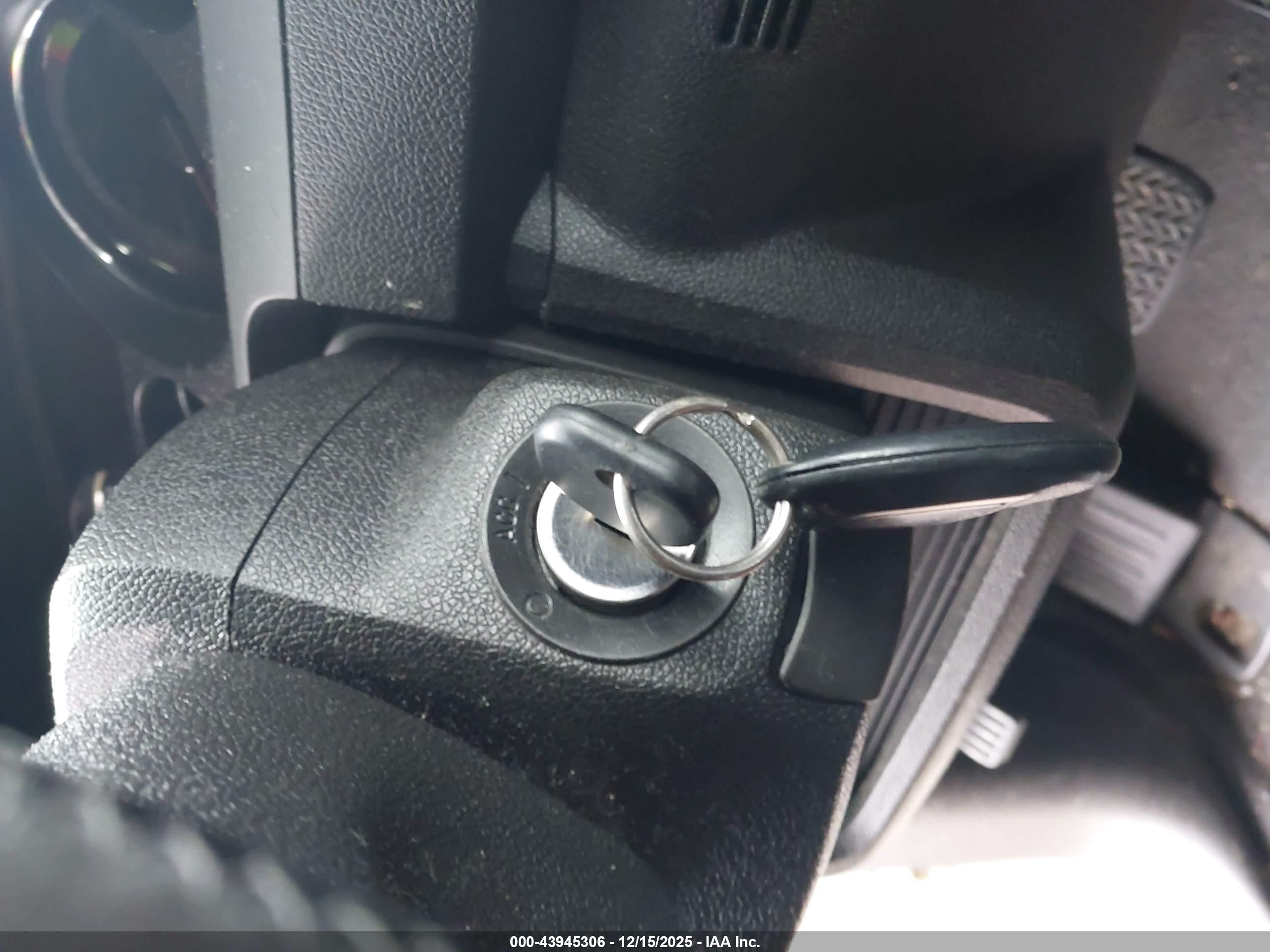 GMC ACADIA image 11